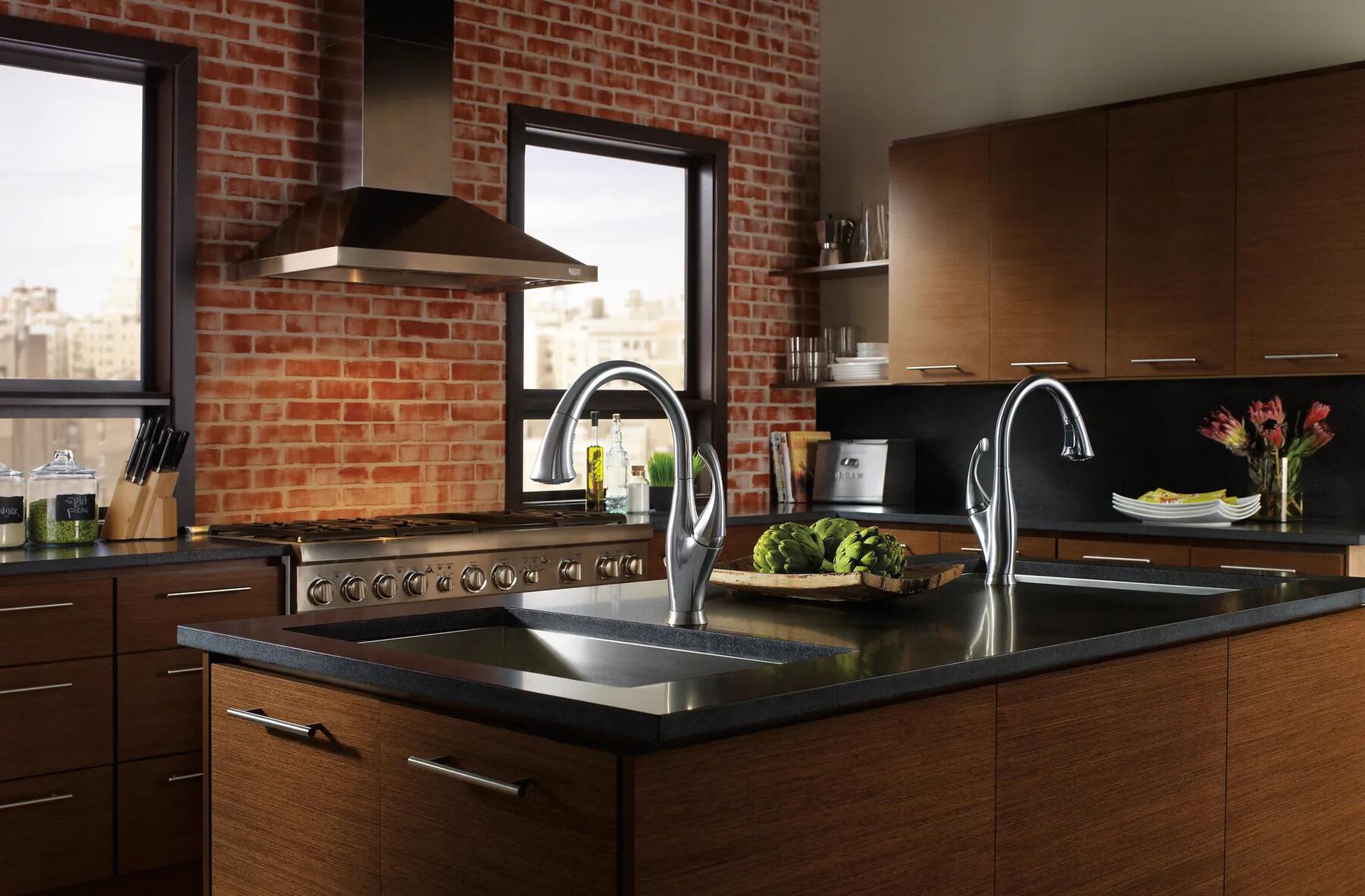 Single Handle Pull-Down Kitchen Faucet with ShieldSpray&reg; Technology