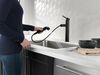 Single Handle Pull-Out Kitchen Faucet