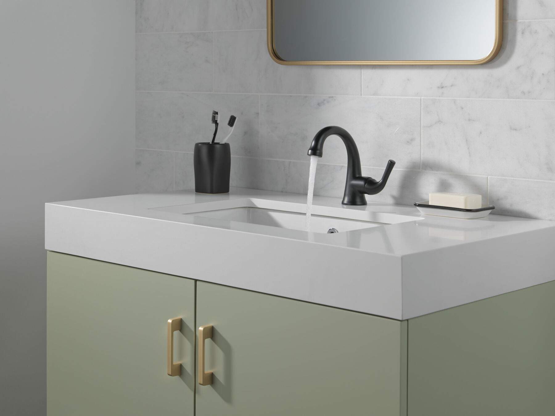 Single Handle Bathroom Faucet