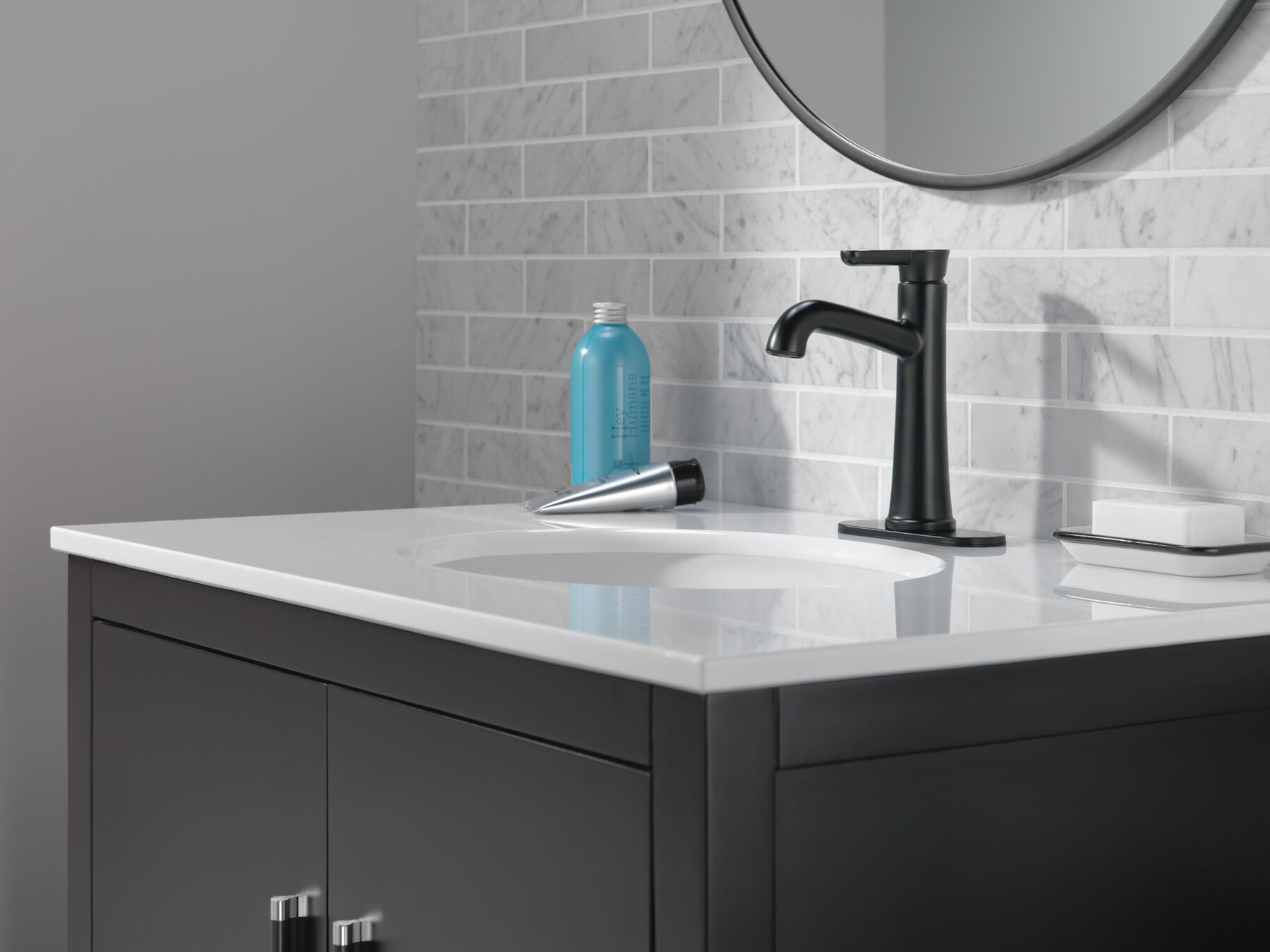 Single Handle Centerset Bathroom Faucet
