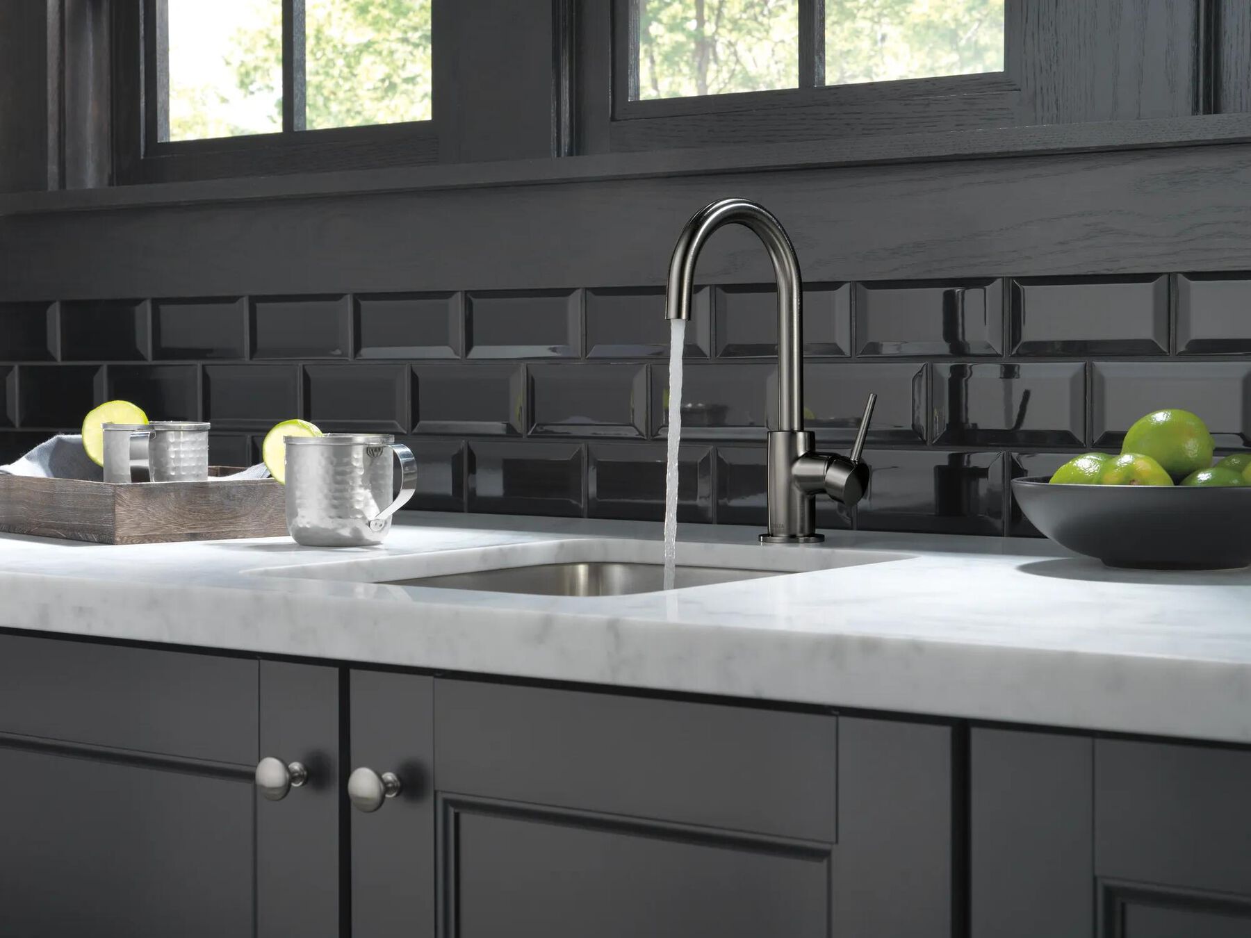 True Bar Limited Swivel