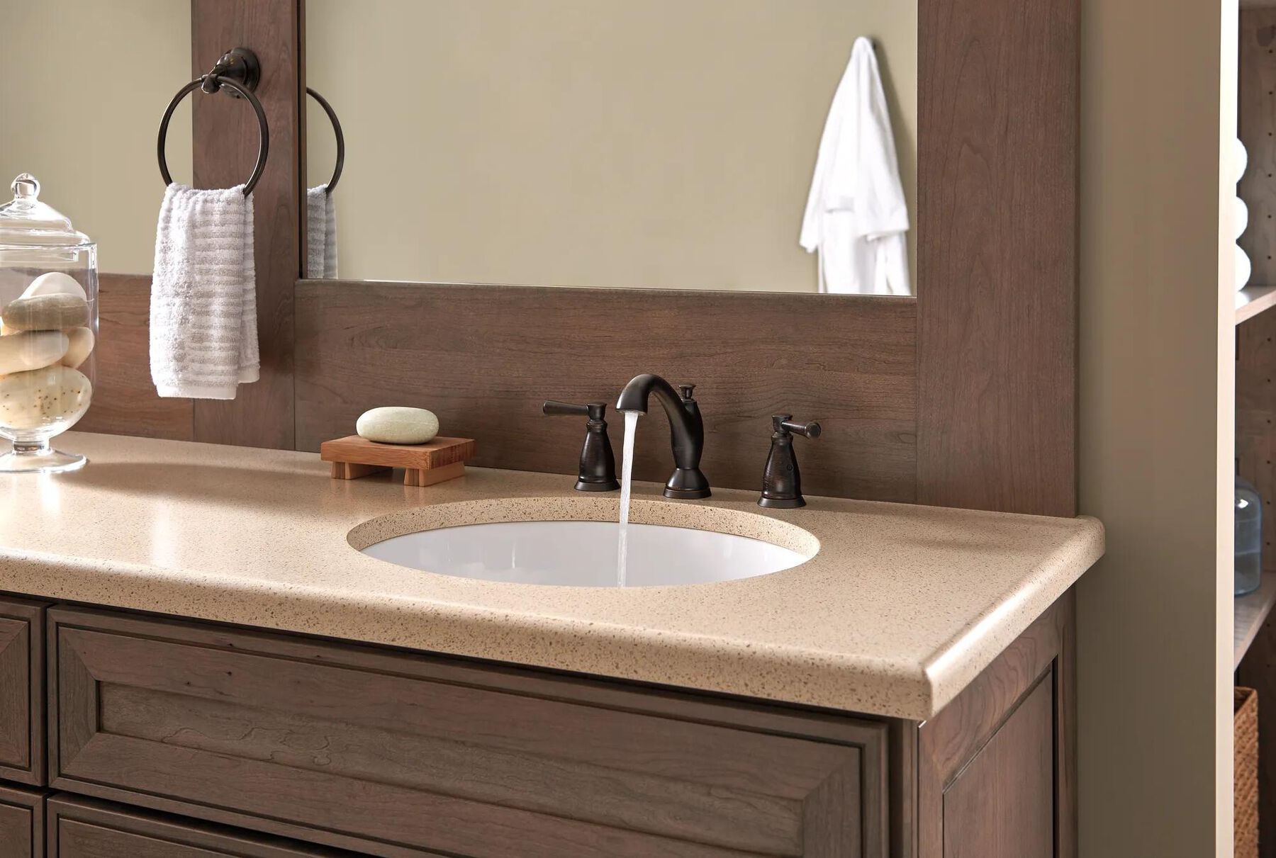 Traditional Two Handle Widespread Bathroom Faucet