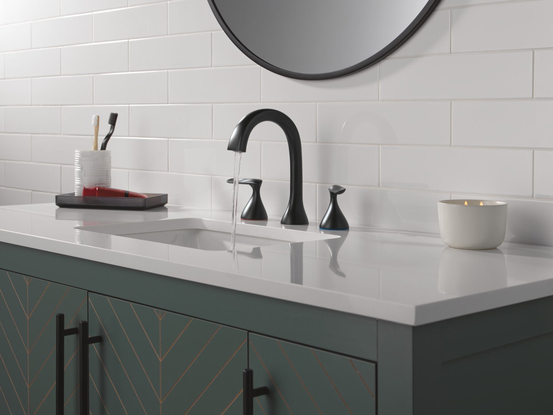 Two Handle Widespread Bathroom Faucet