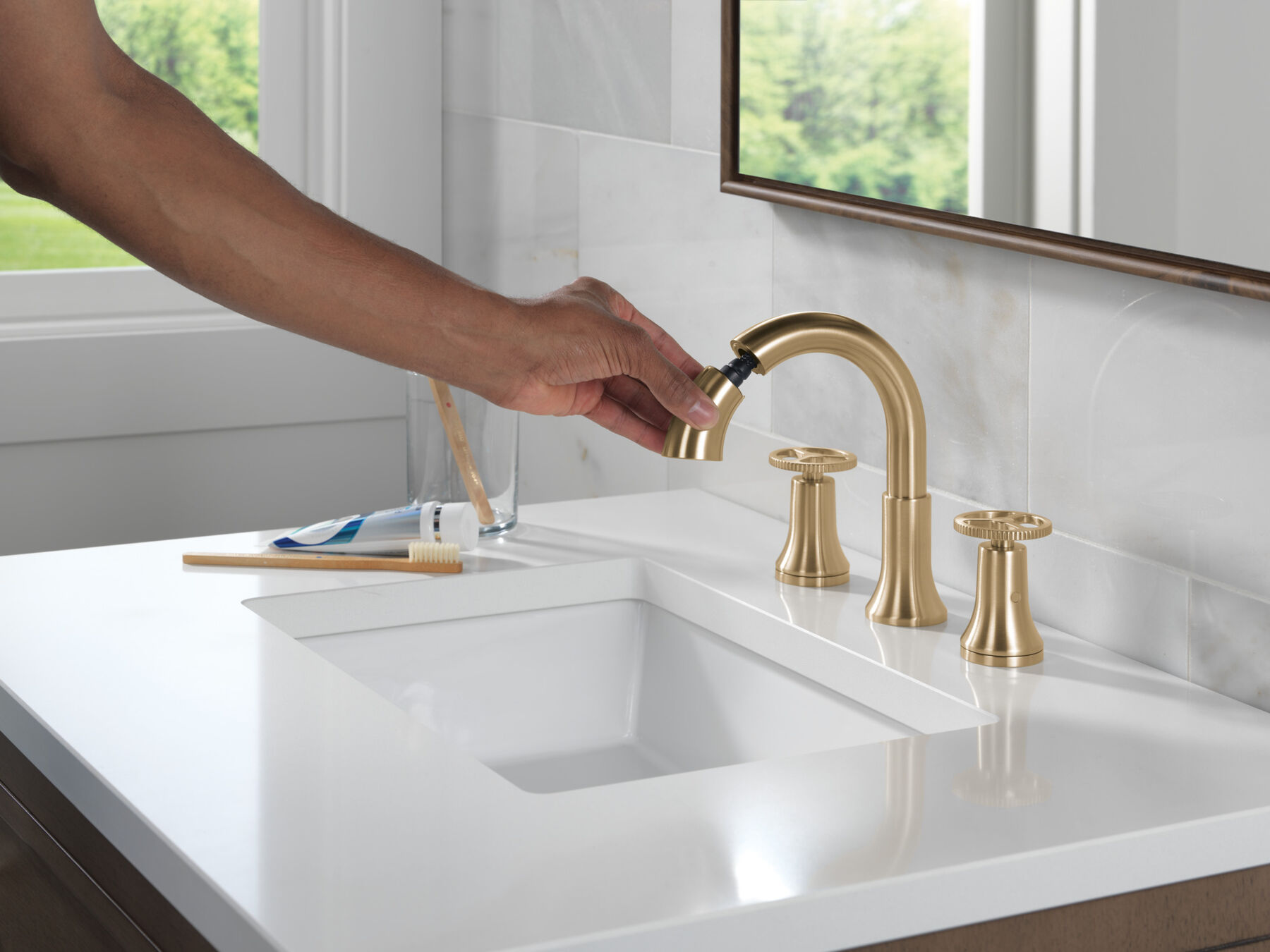 Two Handle Widespread Pull Down Bathroom Faucet