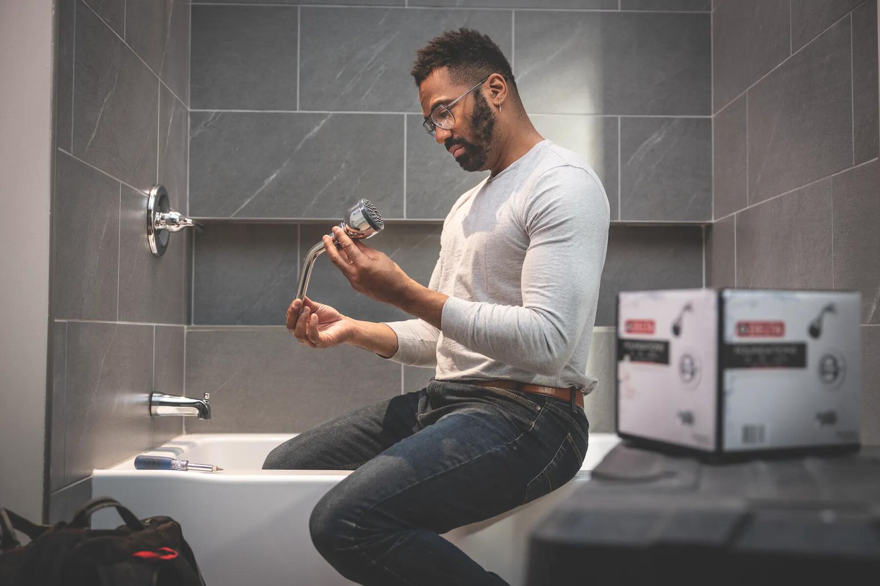 Single Handle Tub and Shower