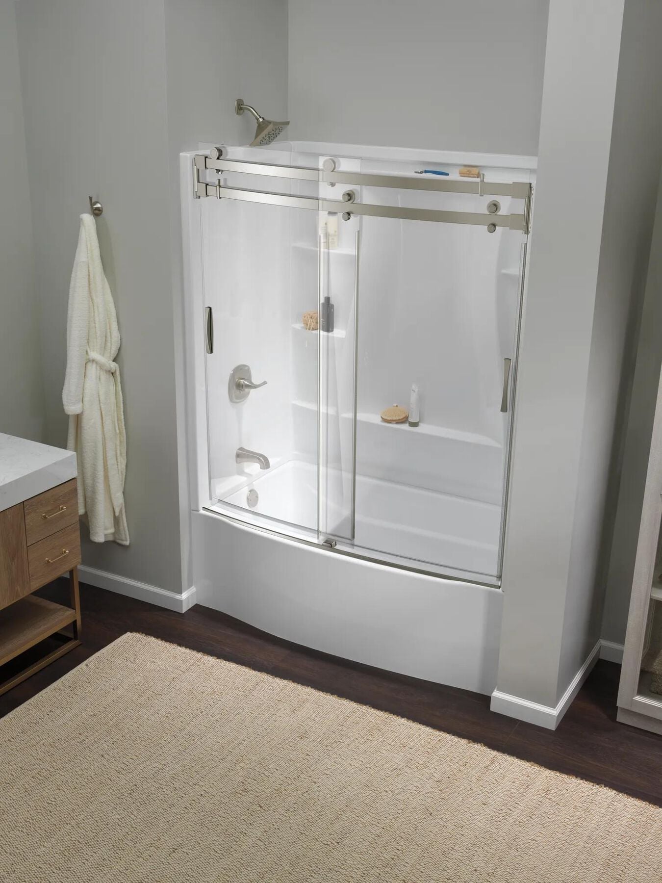 Monitor(R) 14 Series Tub and Shower