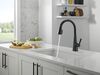 Single-Handle Pull-Down Kitchen Faucet with Touch<sub>2</sub>O&reg; Technology (Recertified)