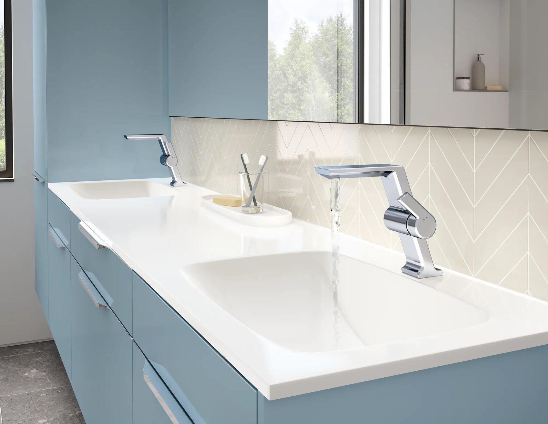 Single Handle Mid-Height Vessel Bathroom Faucet