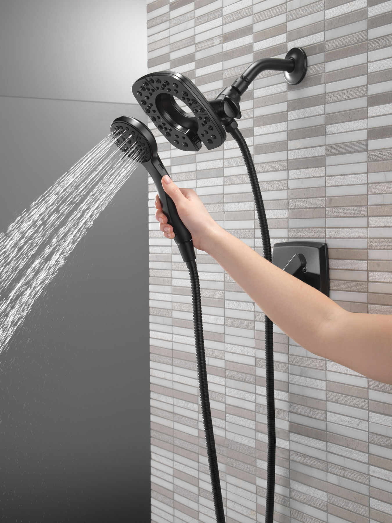 Monitor&reg; 17 Series Shower Trim