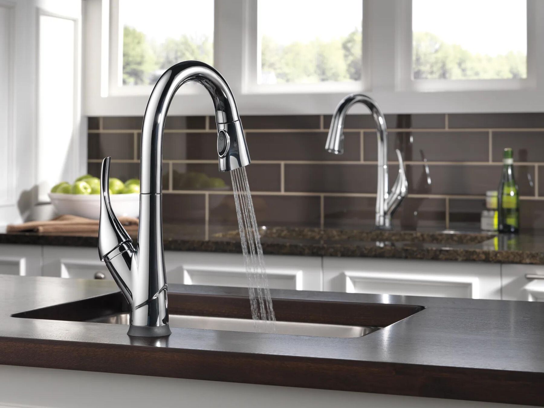 Single Handle Pull-Down Kitchen Faucet with ShieldSpray&reg; Technology