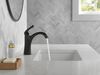 Single-Hole Bathroom Faucet (Recertified)