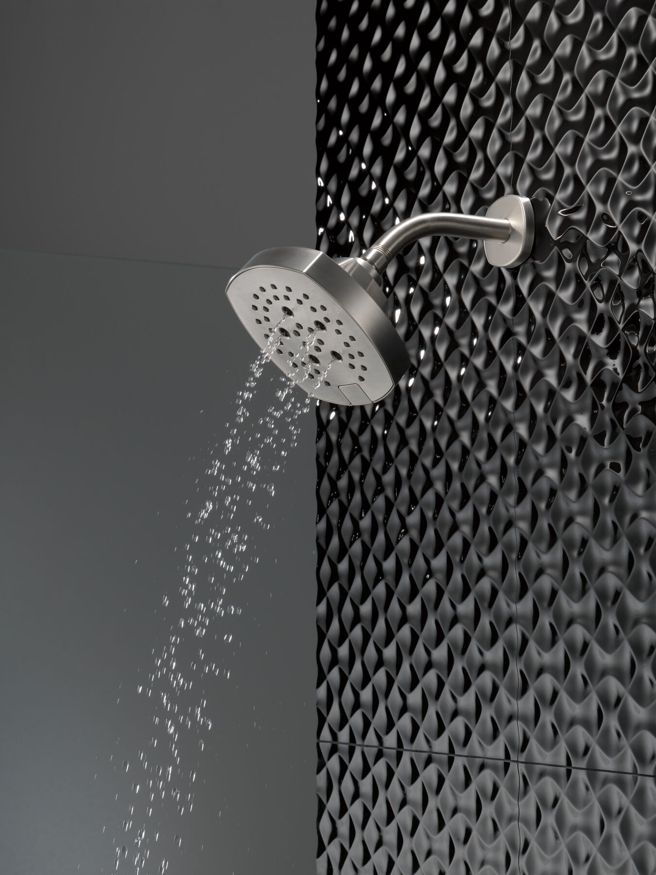 H<sub>2</sub>Okinetic&reg; 5-Setting  Shower Head
