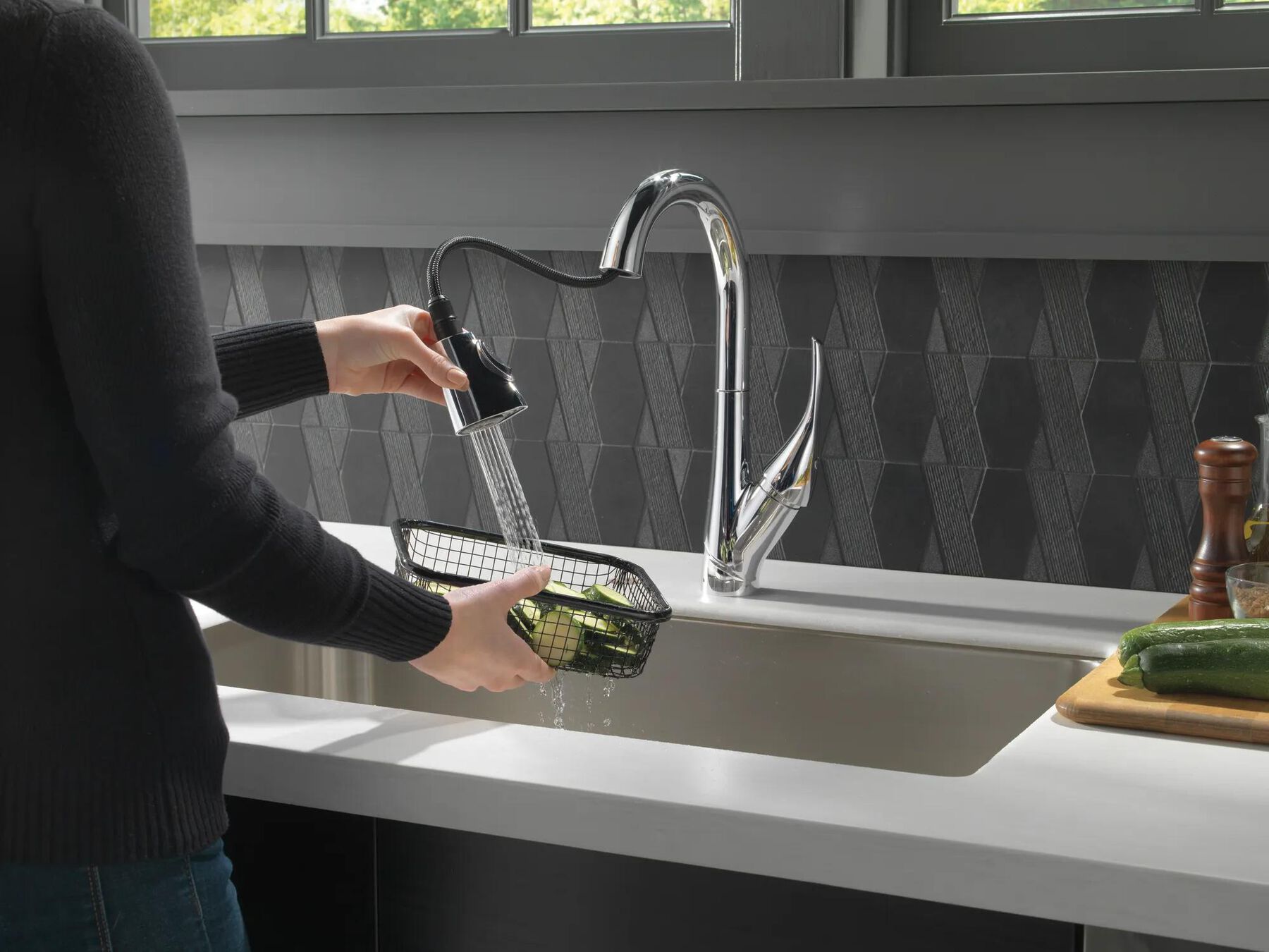 Single Handle Pull-Down Bar / Prep Faucet