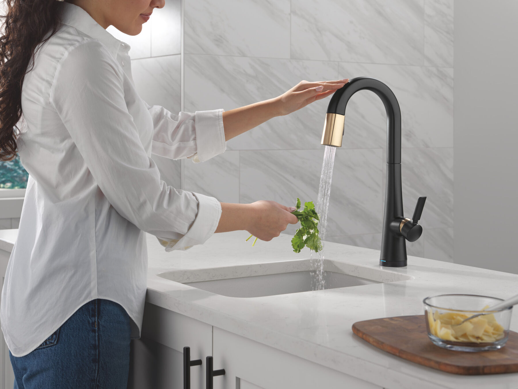 Touch2O&reg; Bar / Prep Faucet with Touchless Technology