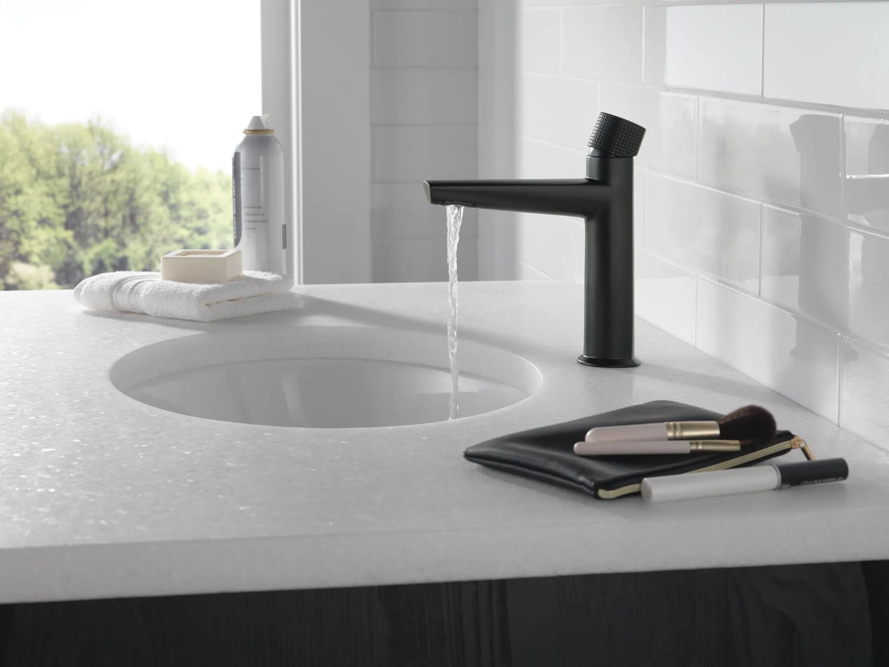 Single Handle Bathroom Faucet (Recertified)
