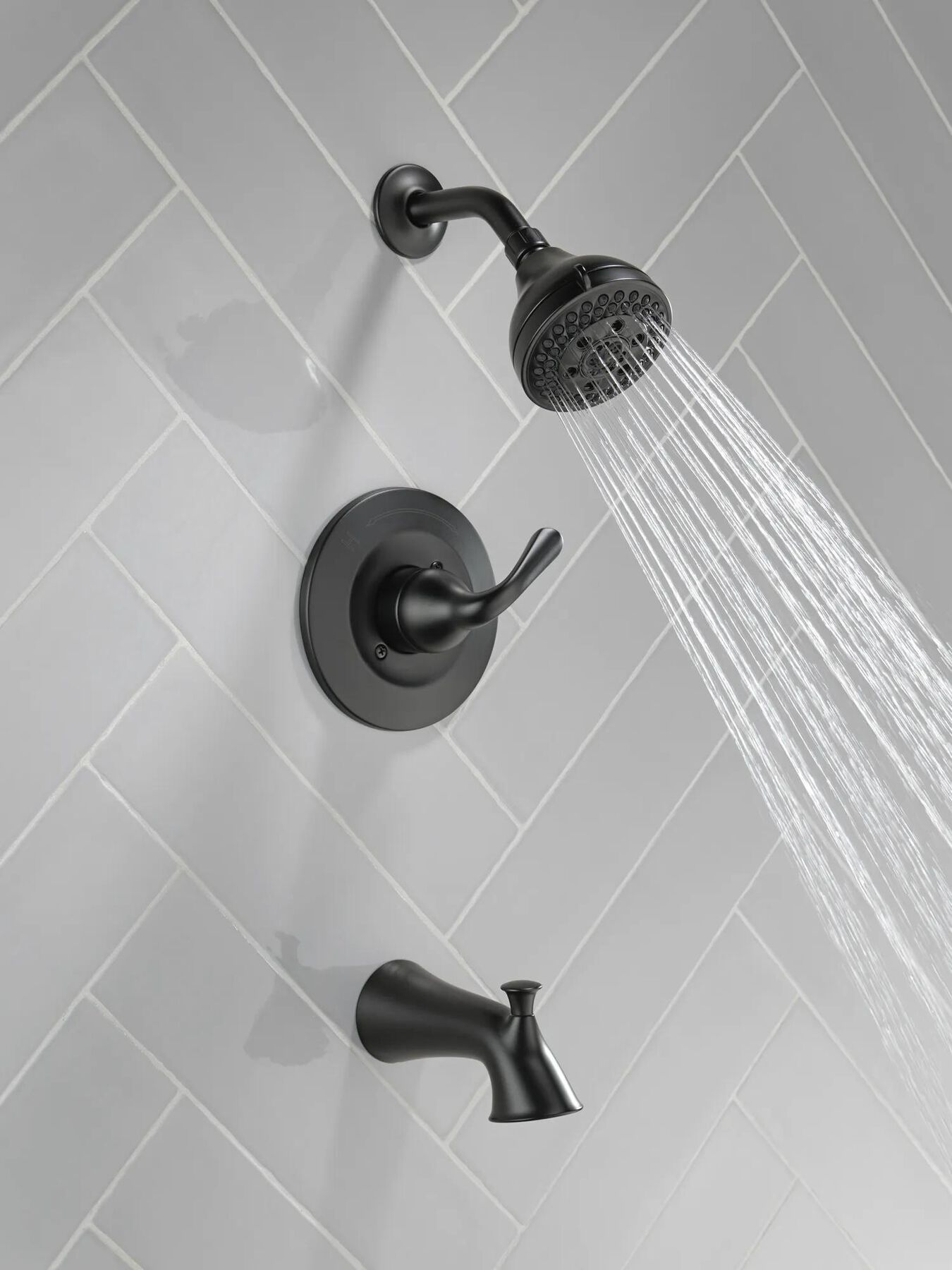 Monitor&reg; 14 Series Tub and Shower (Recertified)