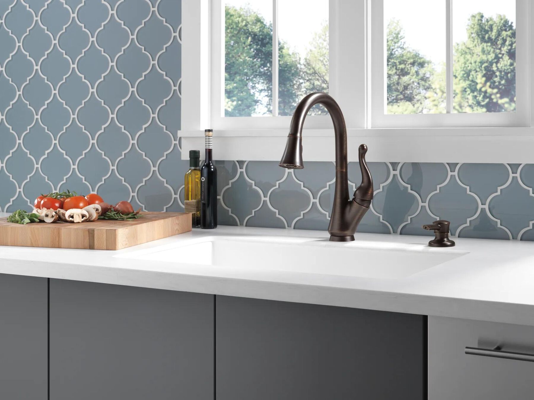 Single Handle Pull-Down Kitchen Faucet with Soap Dispenser