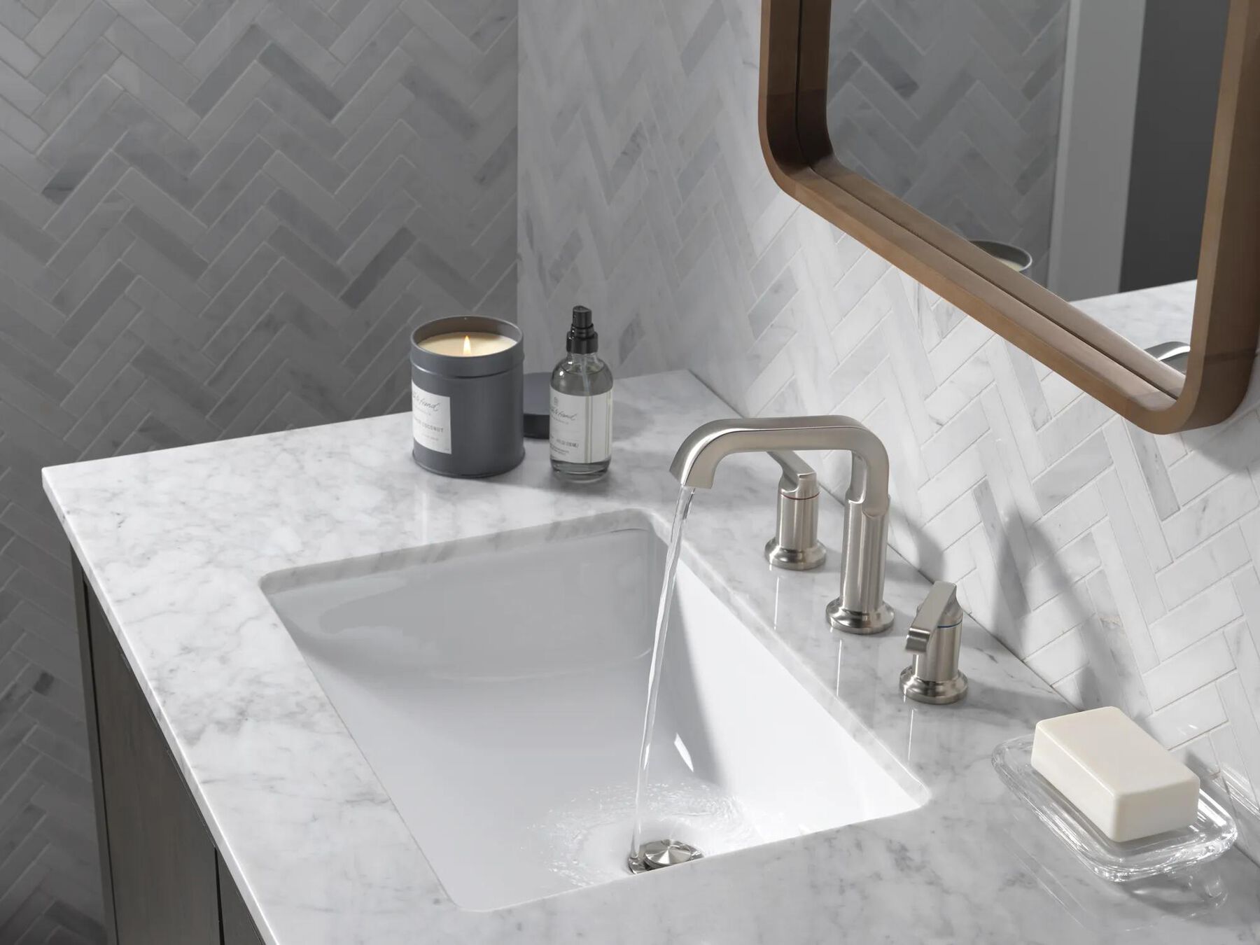 Two Handle Widespread Bathroom Faucet (Recertified)
