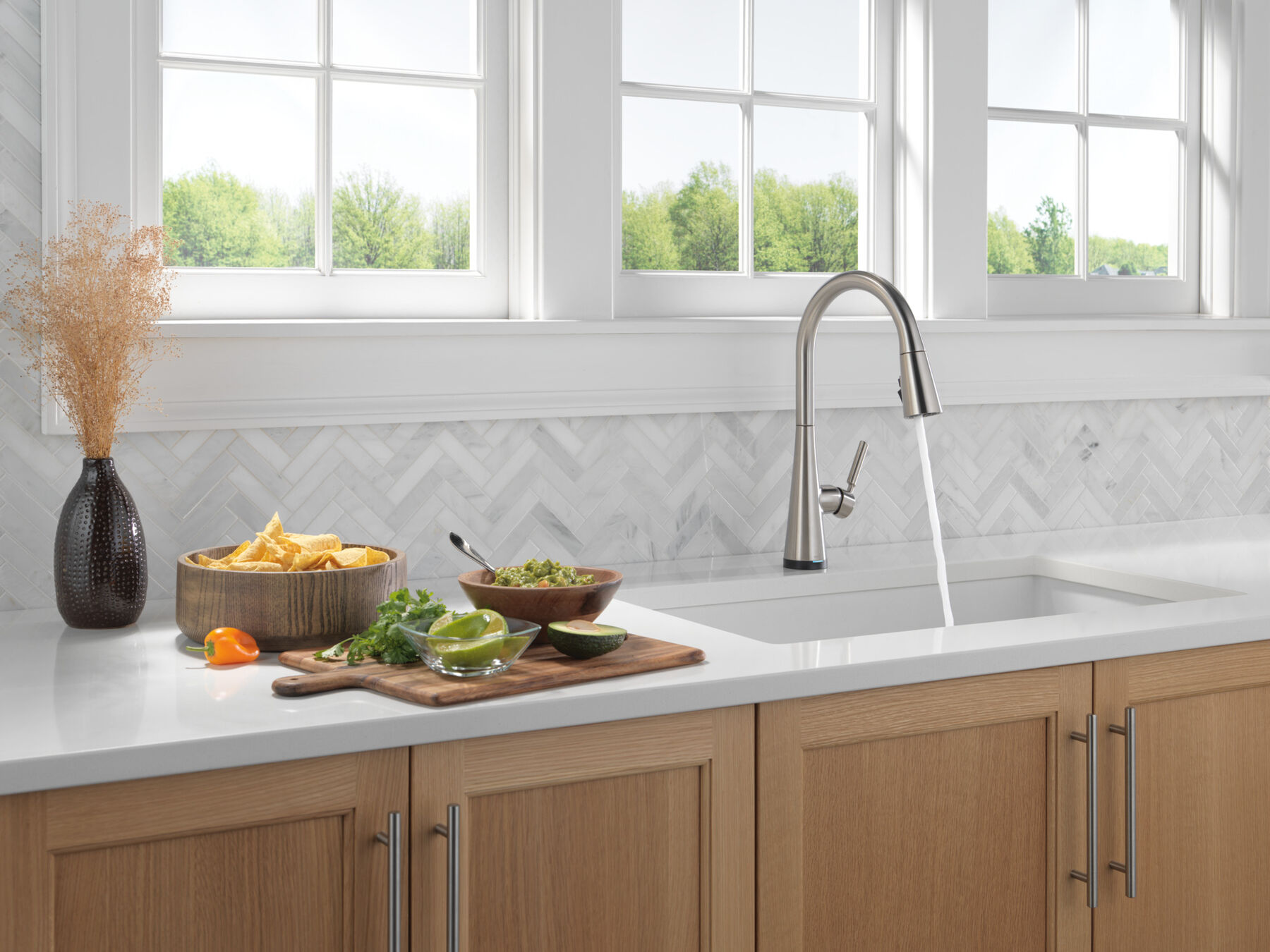 Touch2O Pull-Down Kitchen (Recertified)