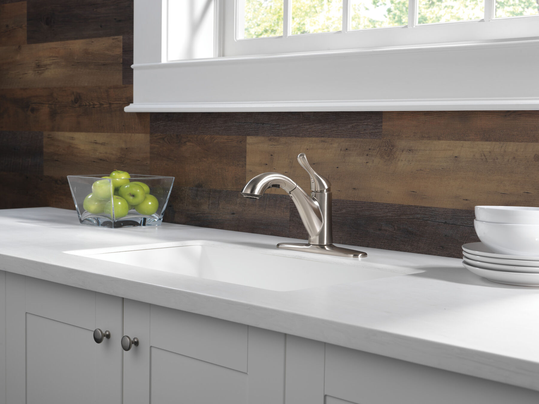 Single Handle Pull-Out Kitchen Faucet