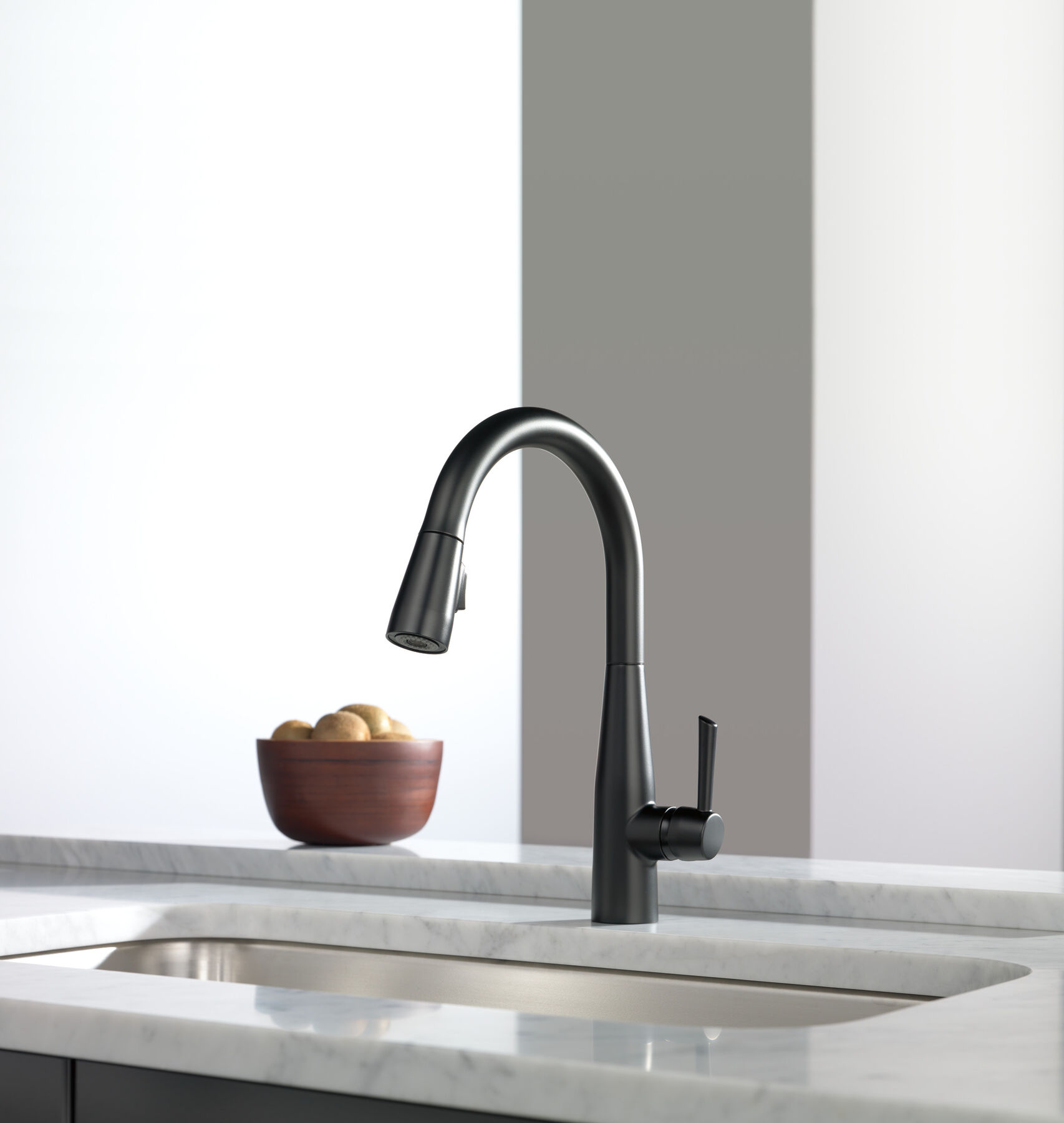 Single Handle Pull-Down Kitchen Faucet