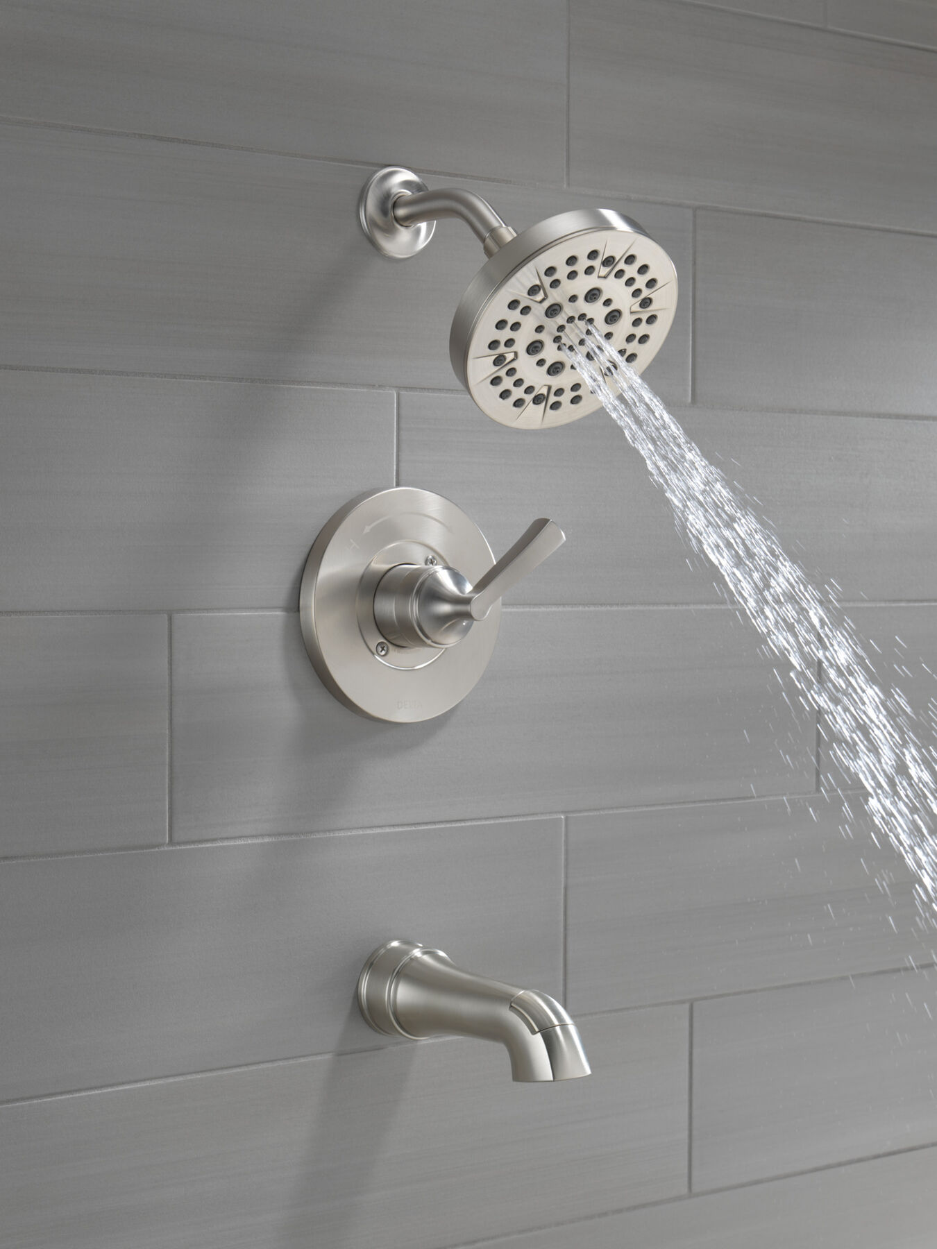 Monitor&reg; 14 Series Tub and Shower (Recertified)