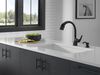 Single Handle Pull-Out Kitchen Faucet