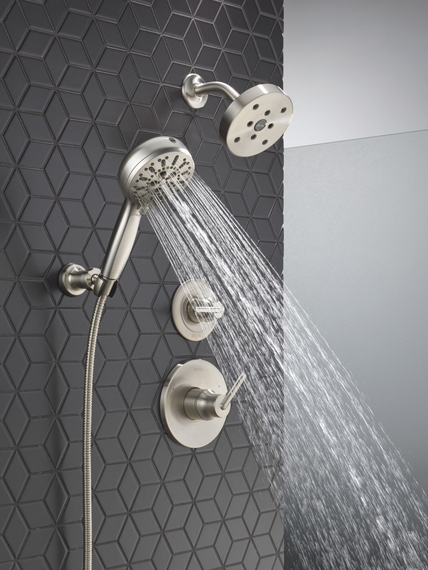 7-Setting Wall Mount Hand Shower with Cleaning Spray in Lumicoat