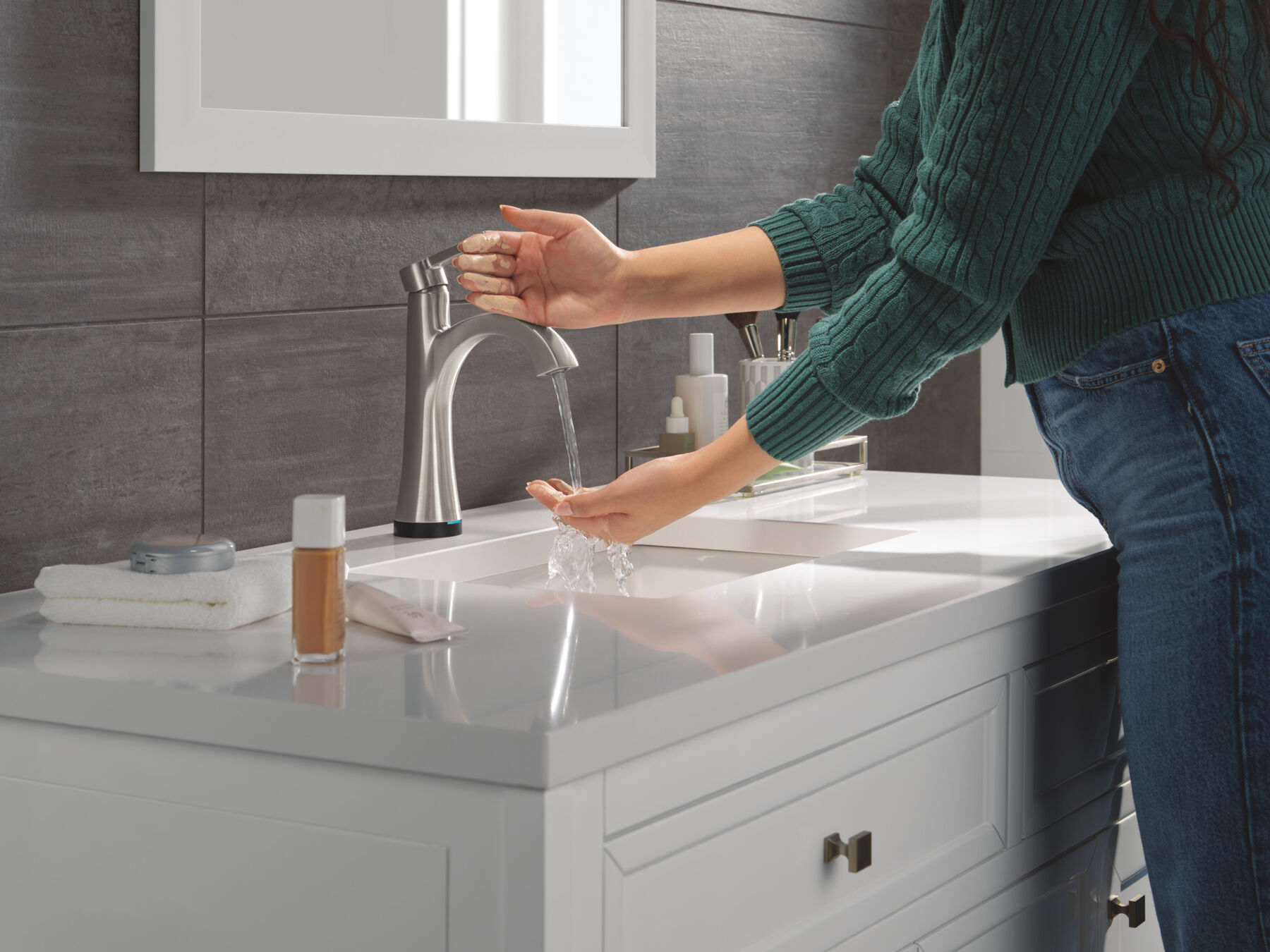 Touch2O Bathroom Faucet with Touchless Technology