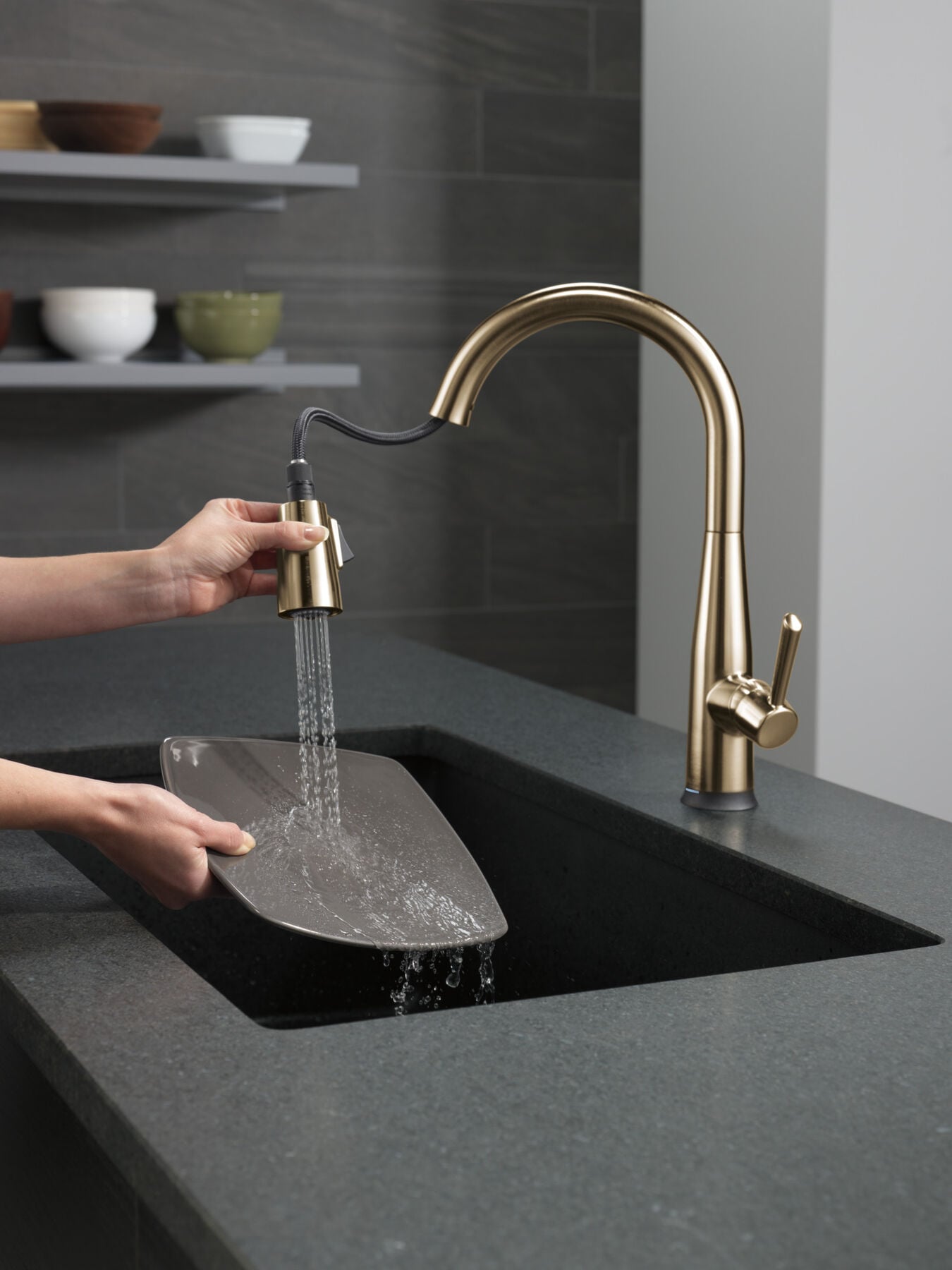Touch2O Pull-Down Kitchen with Soap Disp Bundle