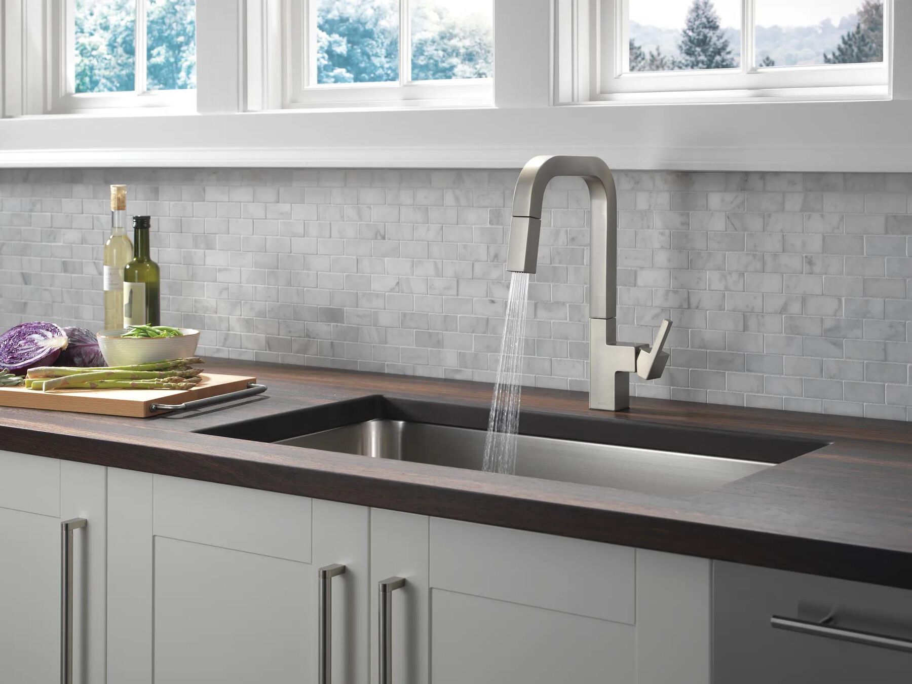 Pull-Down Kitchen Faucet (Recertified)