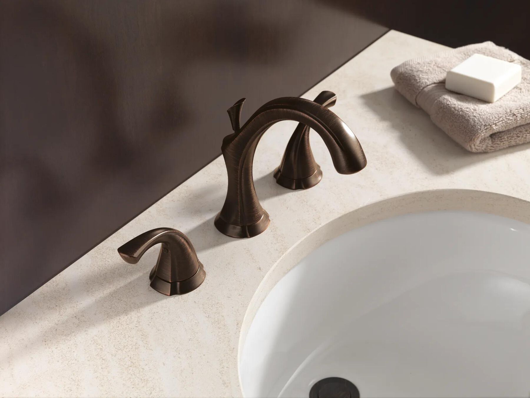 Two Handle Widespread Bathroom Faucet