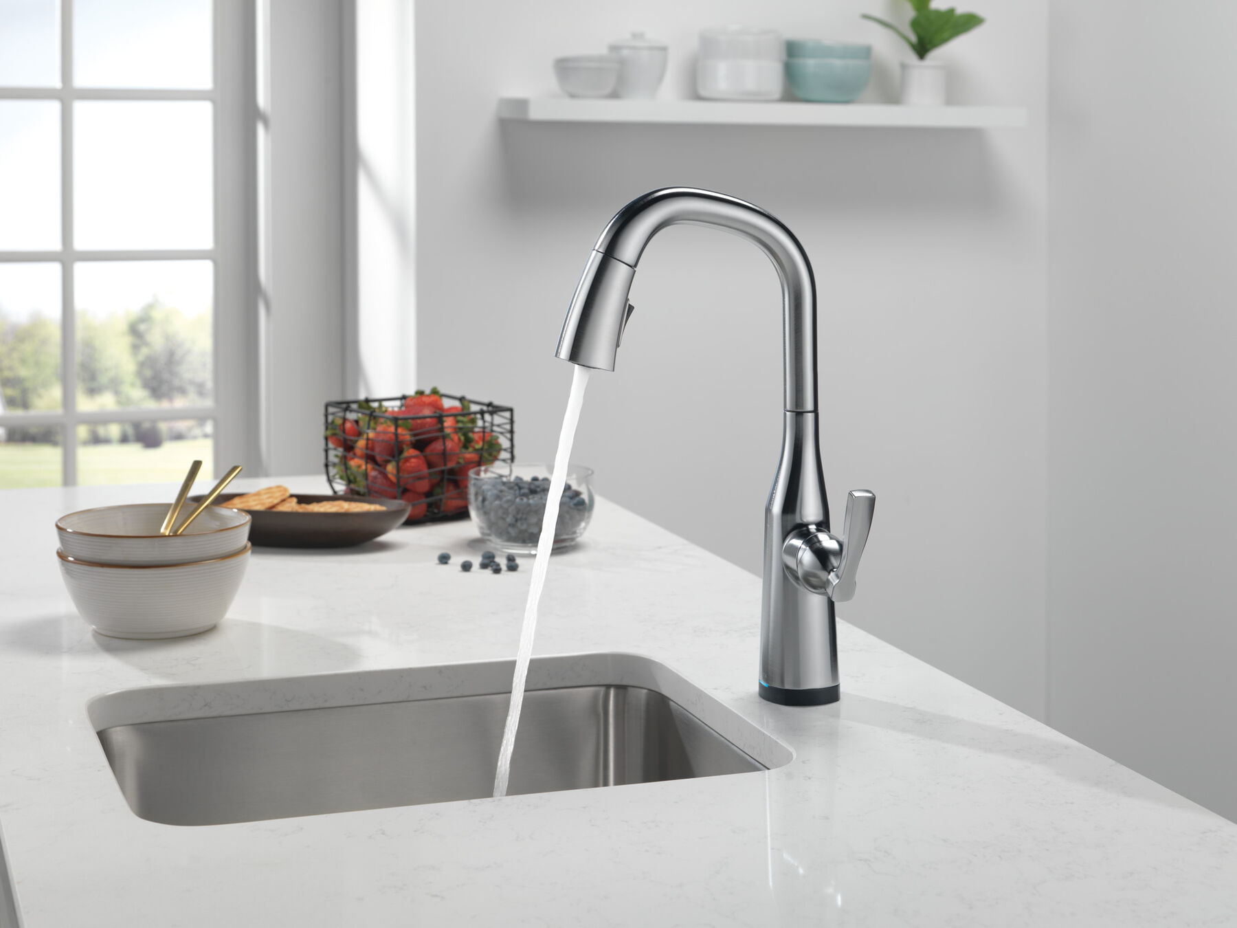 Single Handle Pull-Down Bar/Prep Faucet with Touch<sub>2</sub>O&reg; Technology