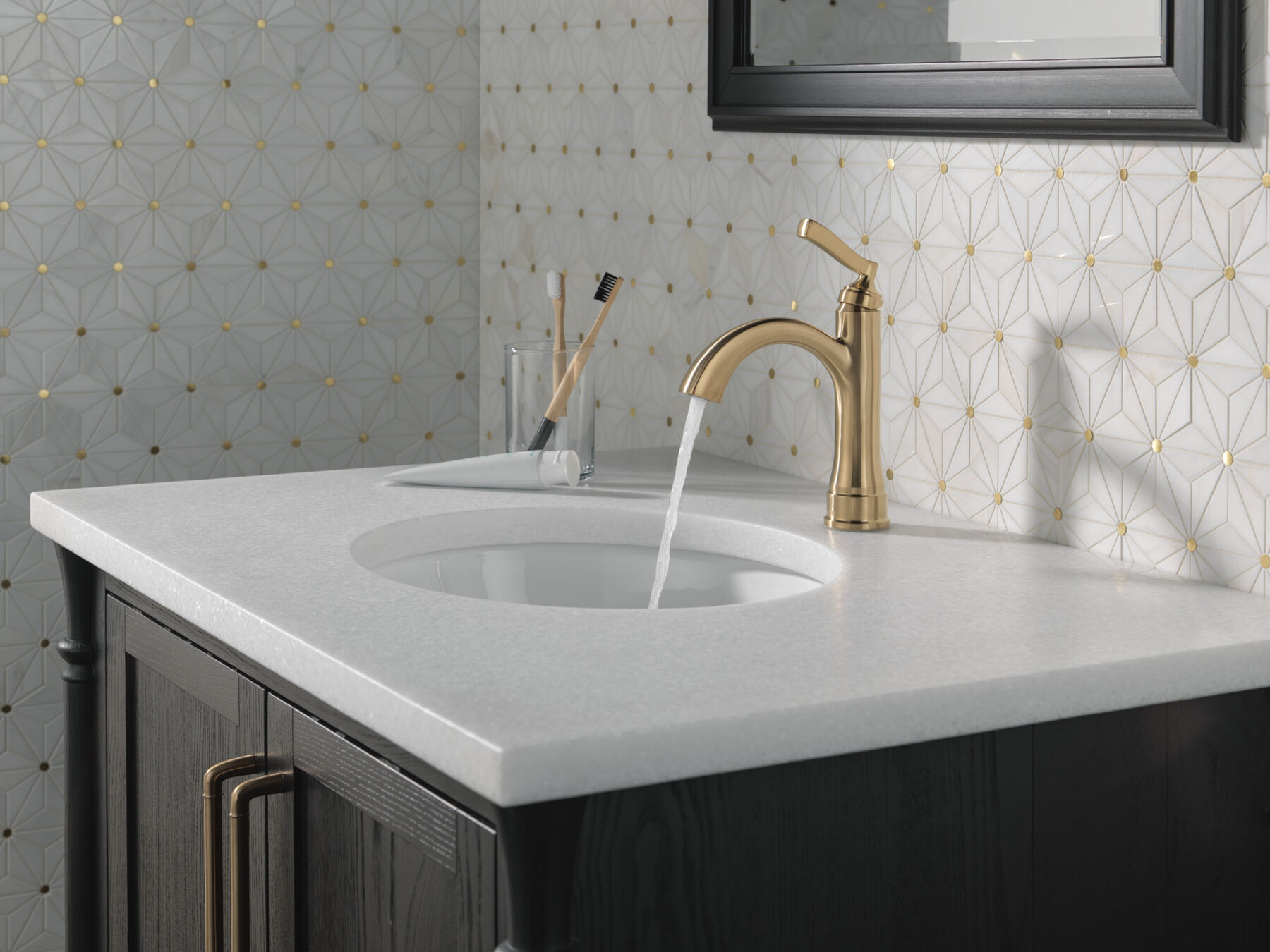 Single Handle Bathroom Faucet