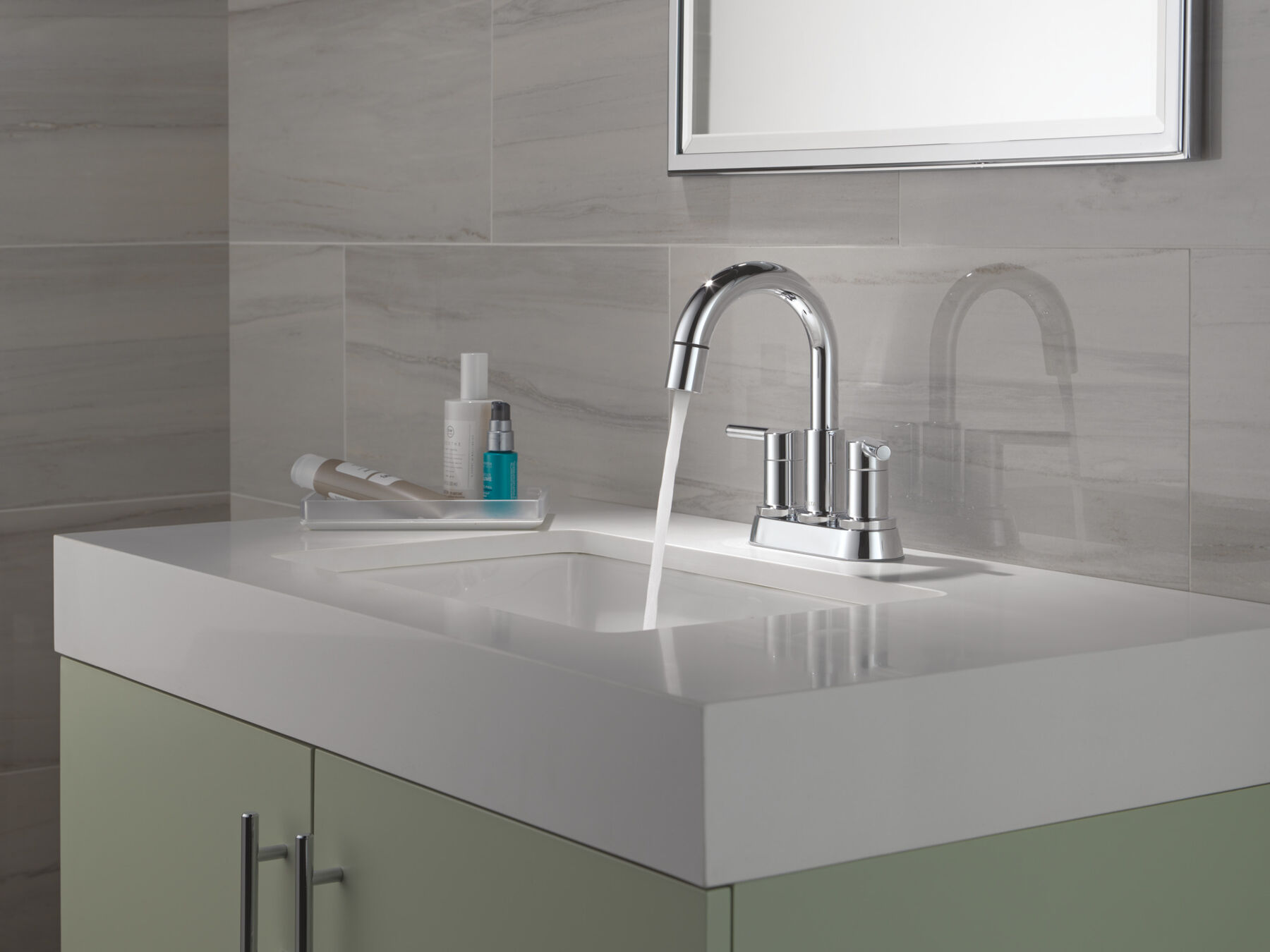 Two Handle Centerset Pull-Down Bathroom Faucet