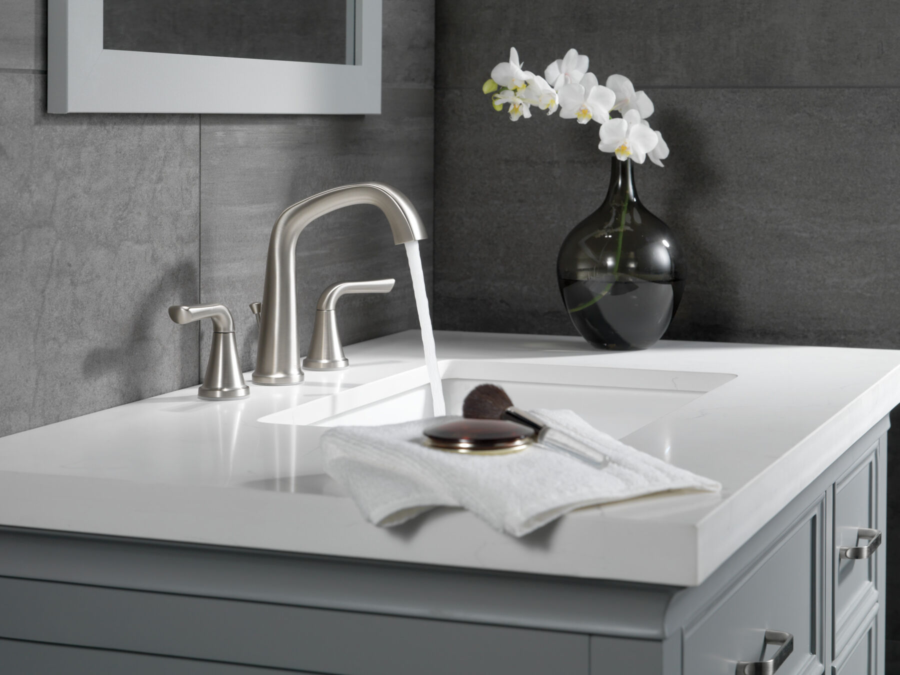 Two Handle Widespread Bathroom Faucet (Recertified)