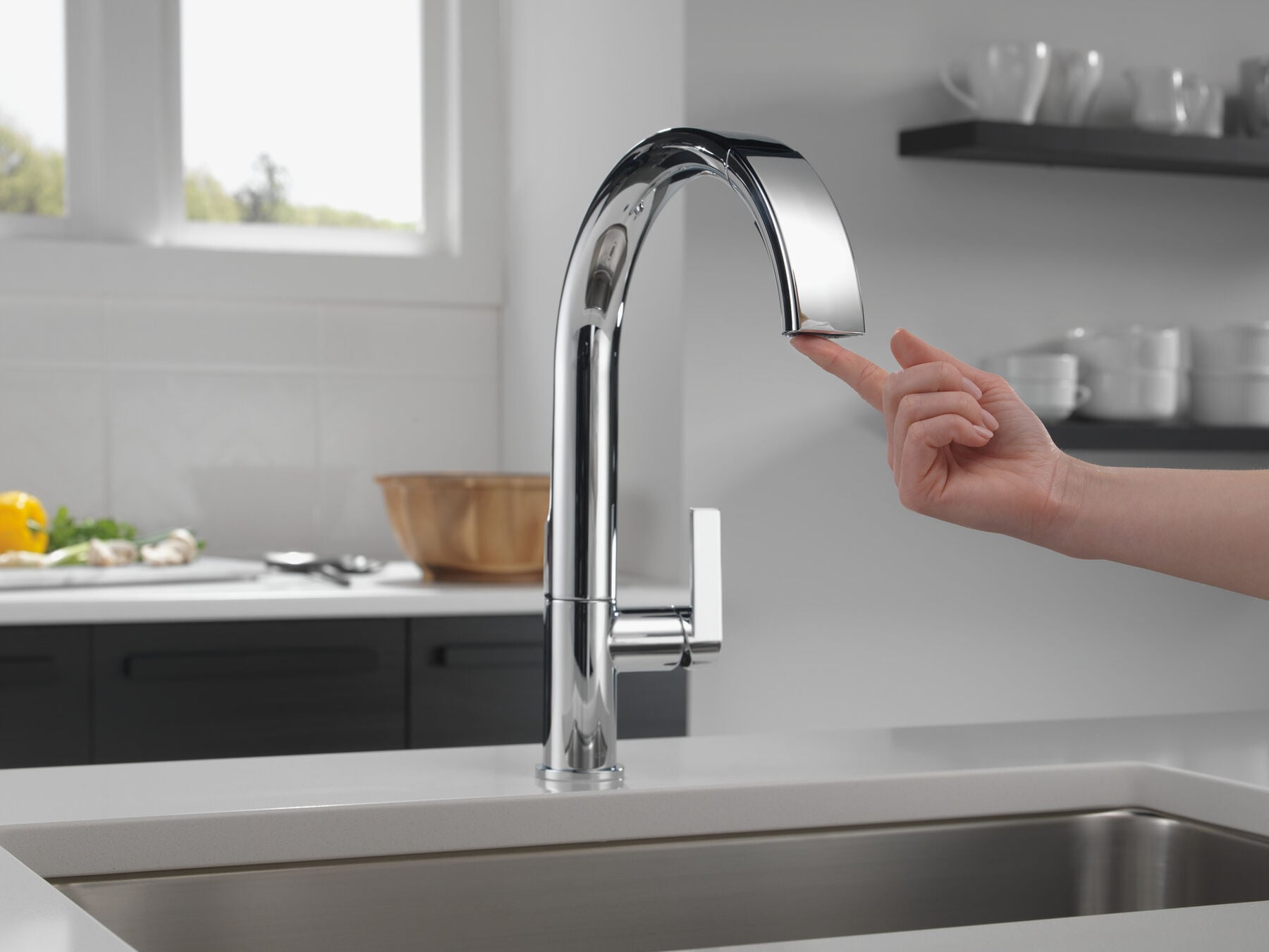 Single-Handle Pull-Down Kitchen Faucet