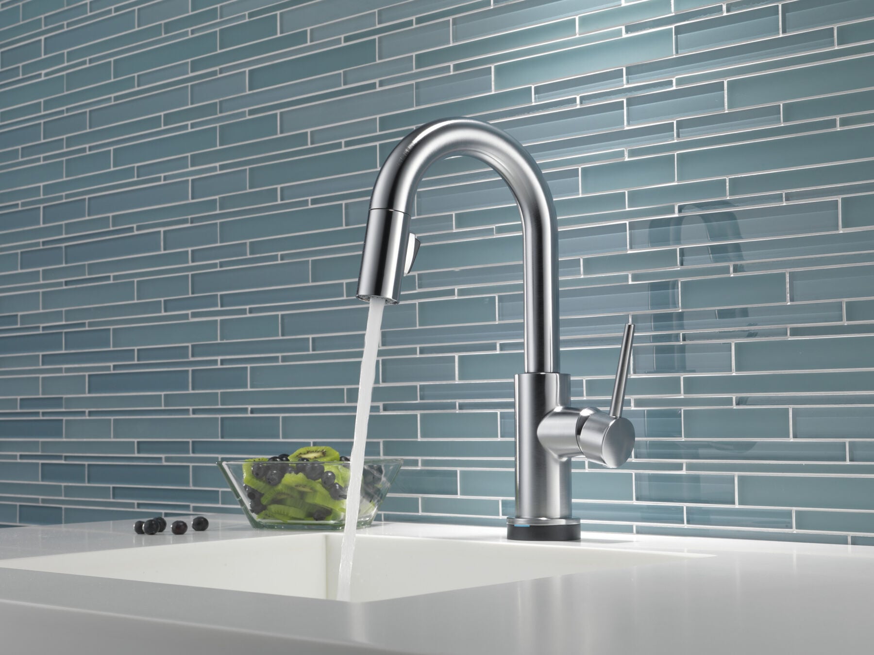 Single Handle Pull-Down Bar / Prep Faucet with Touch<sub>2</sub>O&reg; Technology (Recertified)