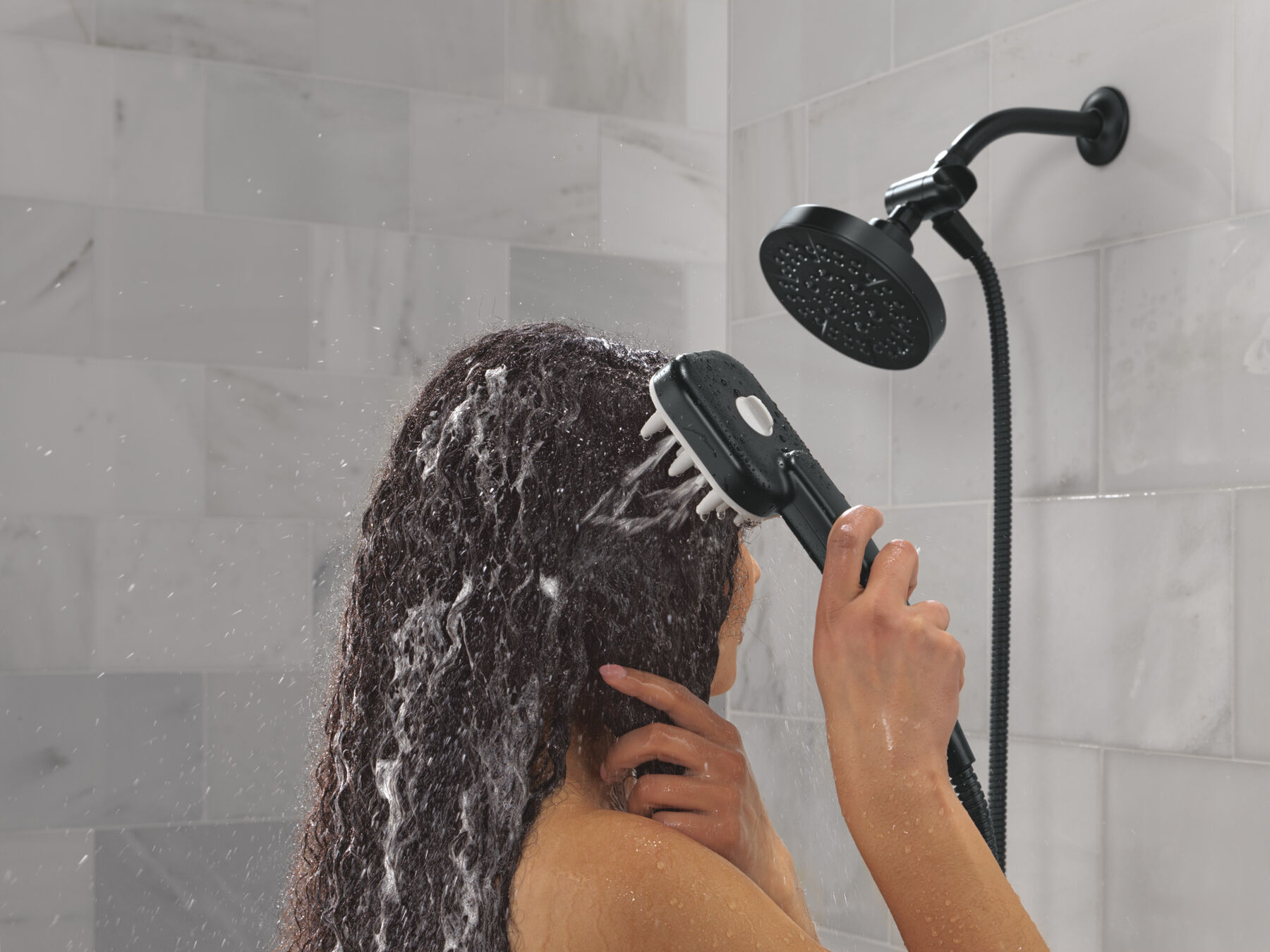 Detangling Shower Tool