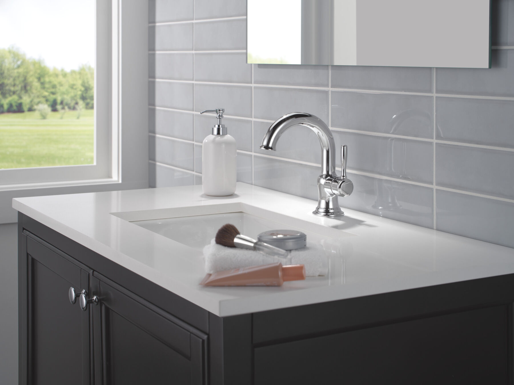 Single Handle Bathroom Faucet