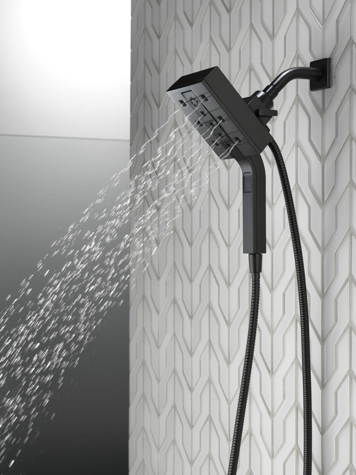 H<sub>2</sub>Okinetic&reg; In2ition&reg; 4-Setting Two-in-One Shower (Recertified)