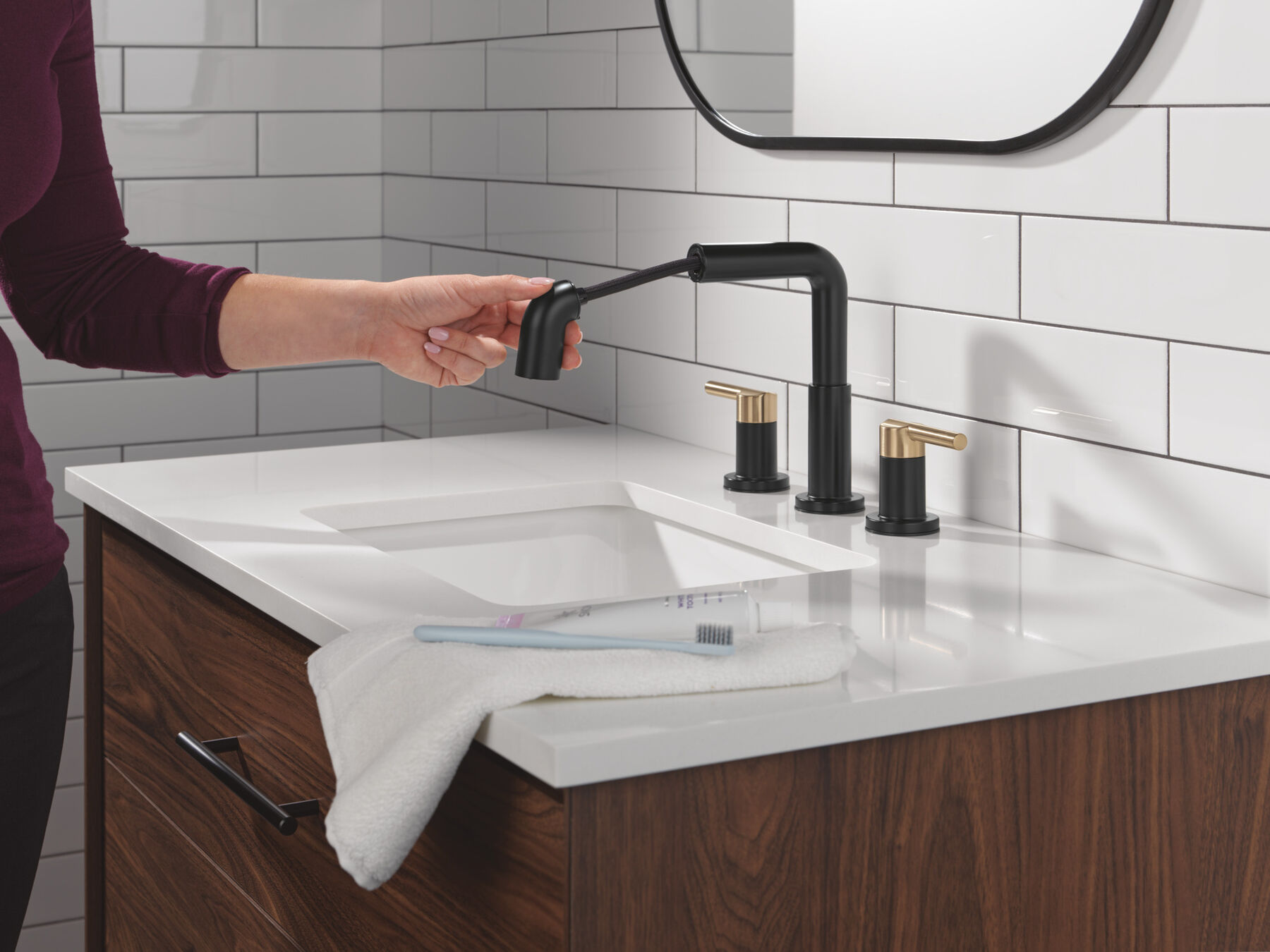 Two Handle Widespread Pull-Down Bathroom Faucet