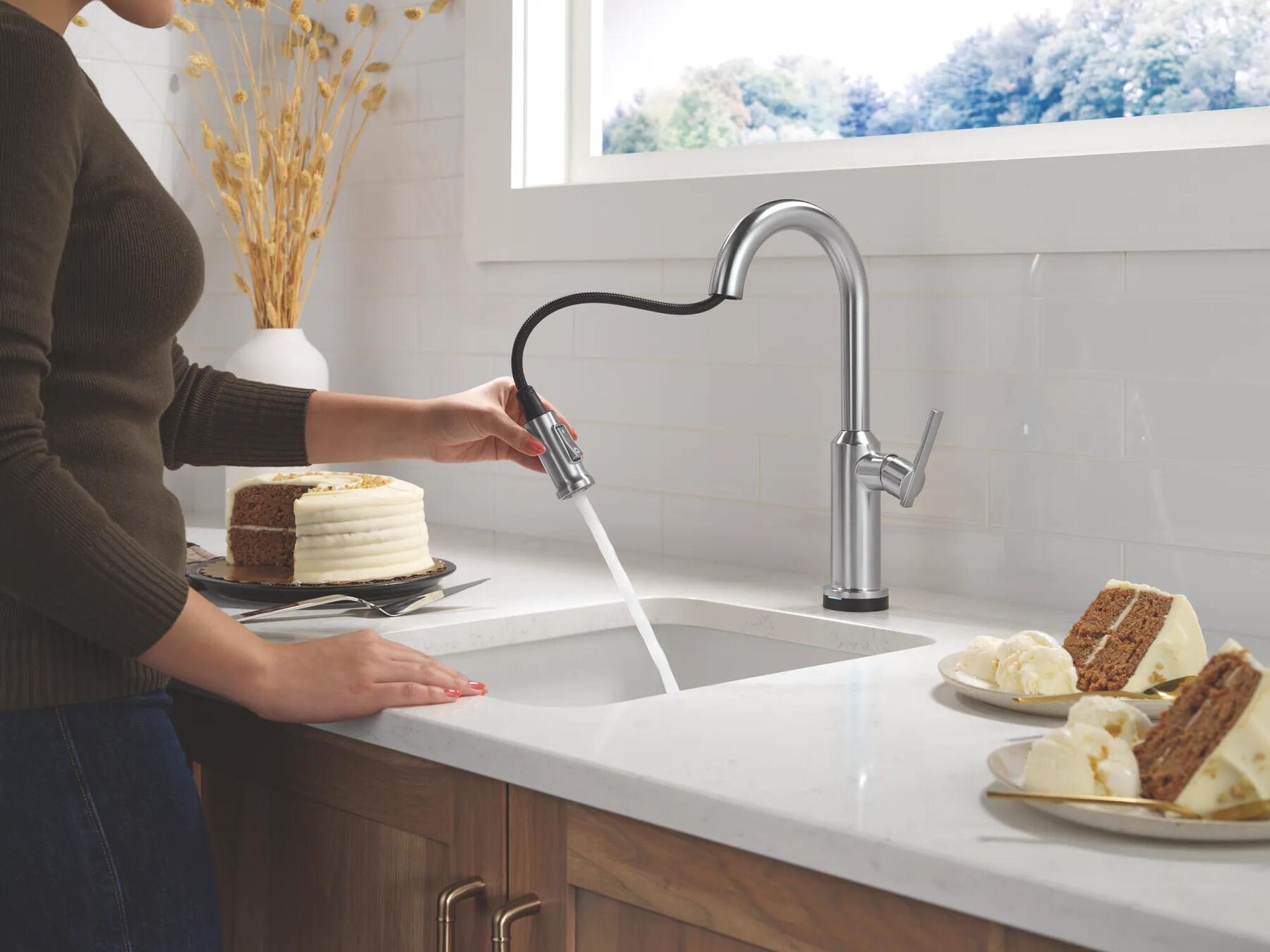 Touch2O&reg; Bar / Prep Faucet with Touchless Technology