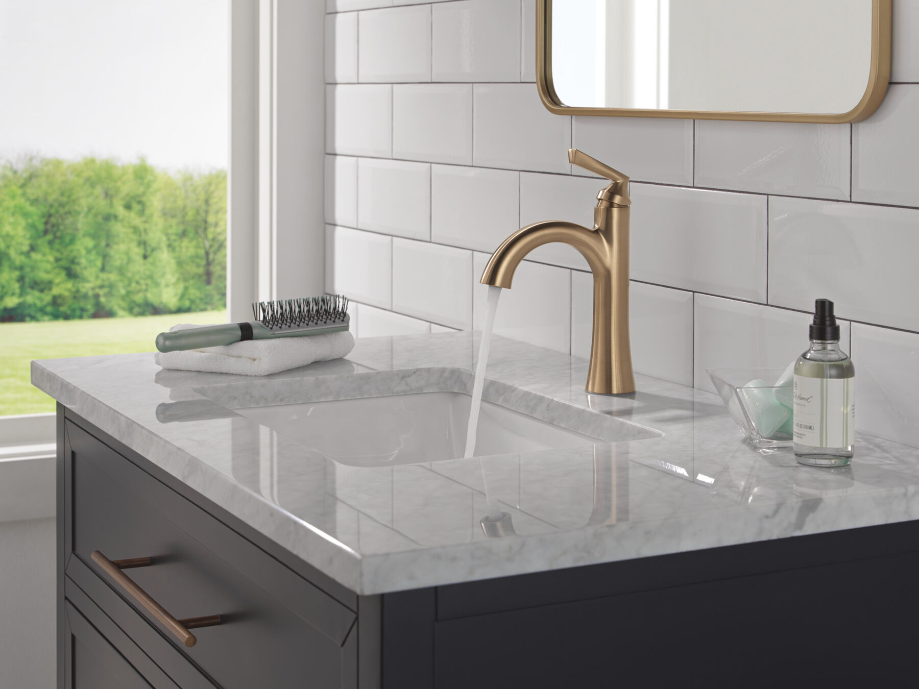 Single Handle Bathroom Faucet