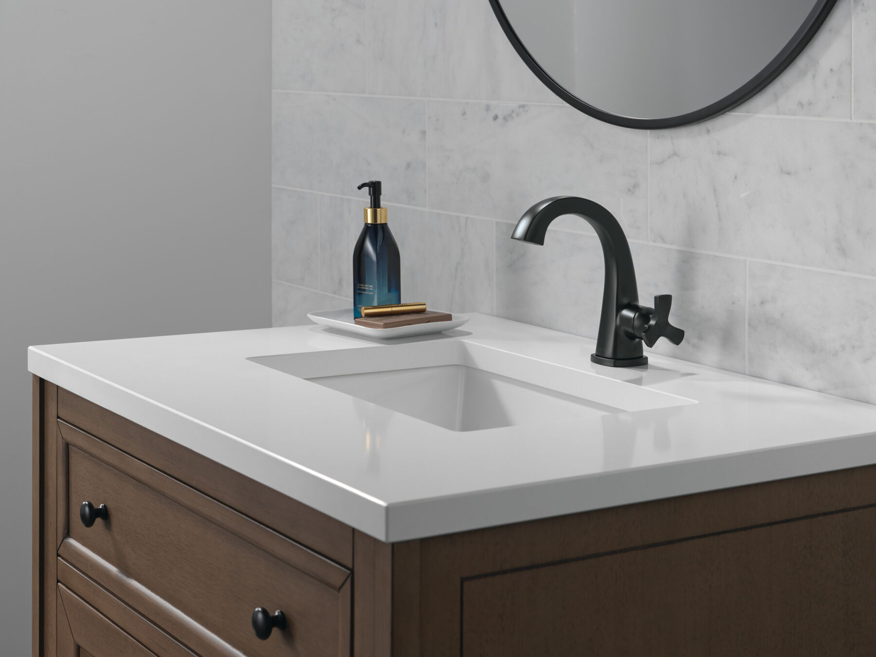 Single Handle Bathroom Faucet