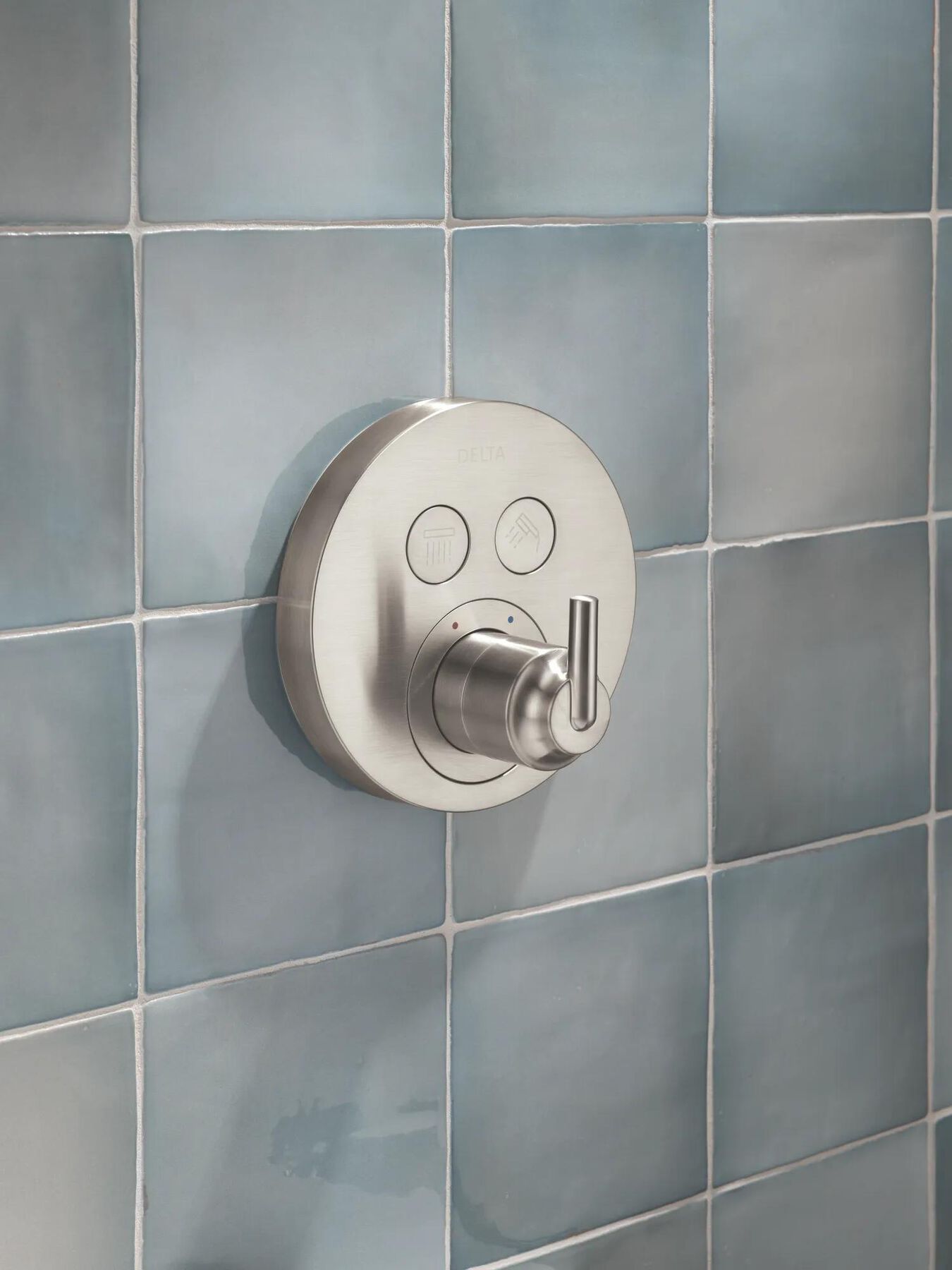 Round Contemporary Push-Button Shower