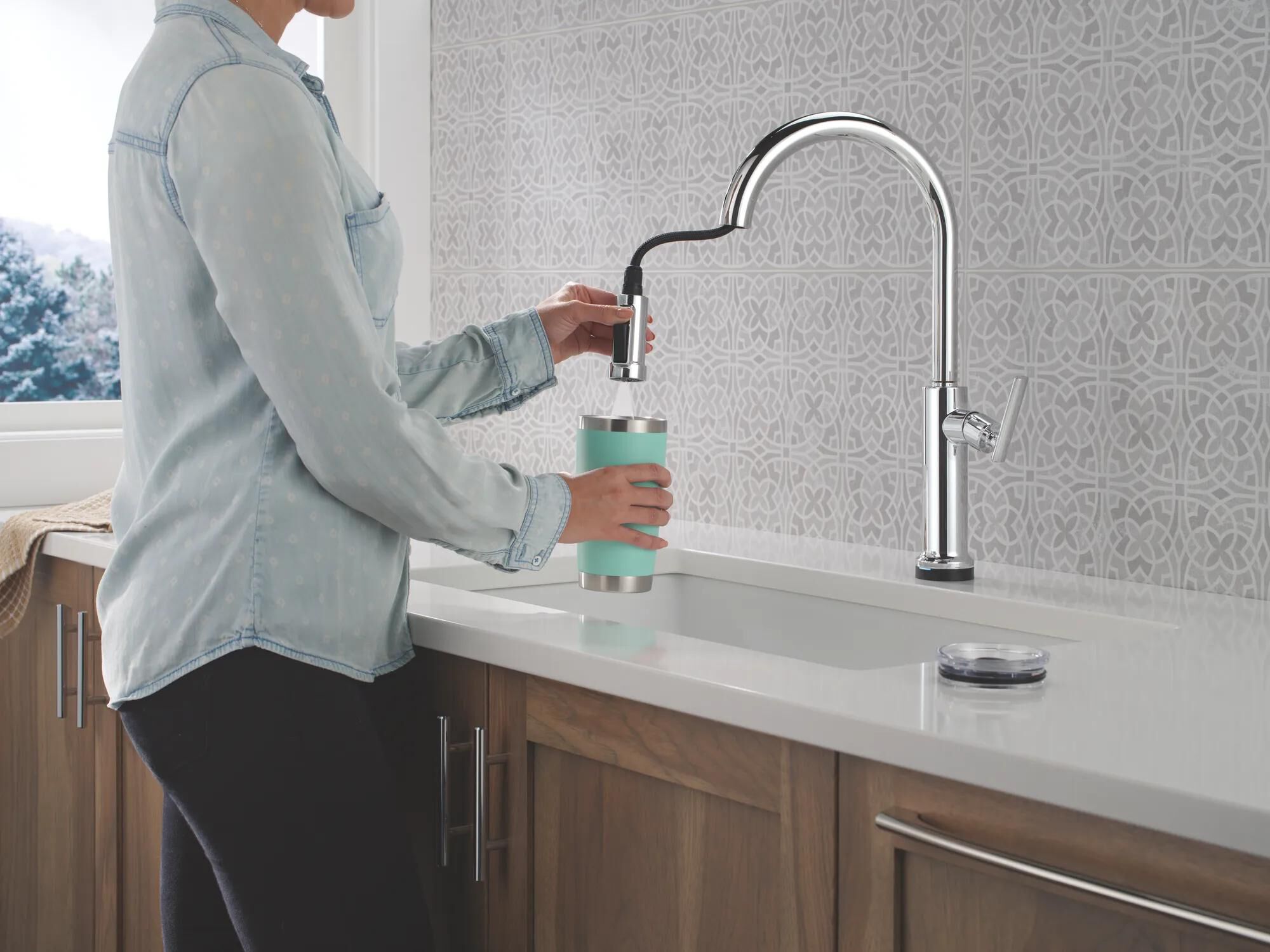 Touch2O® Technology Kitchen Faucet with Touchless Technology in
