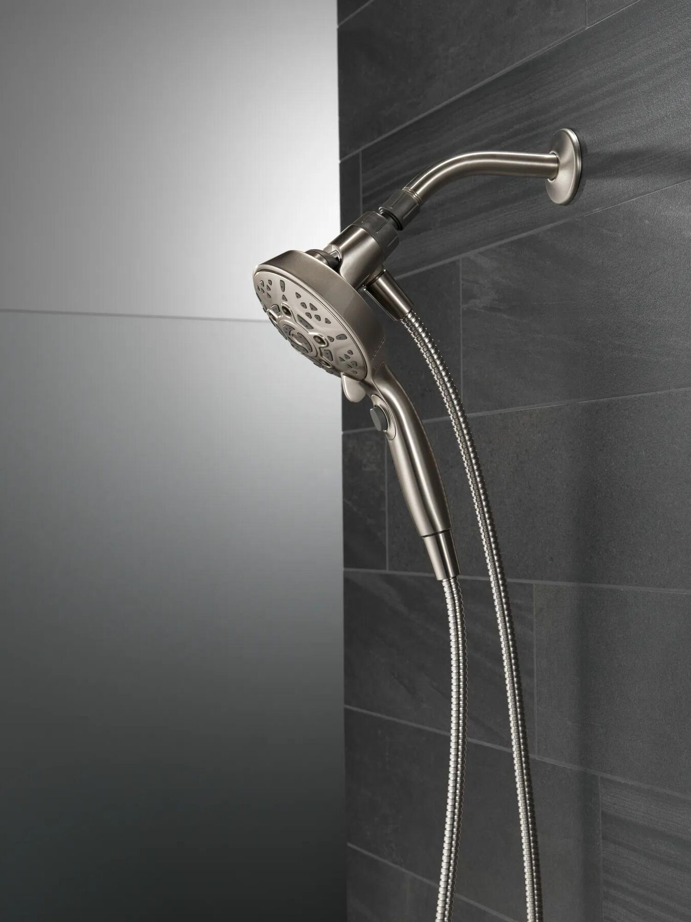 SureDock&trade; 7-Setting Hand Shower
