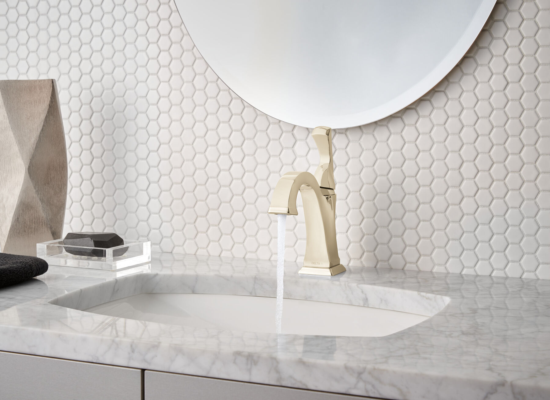 Single Handle Bathroom Faucet (Recertified)
