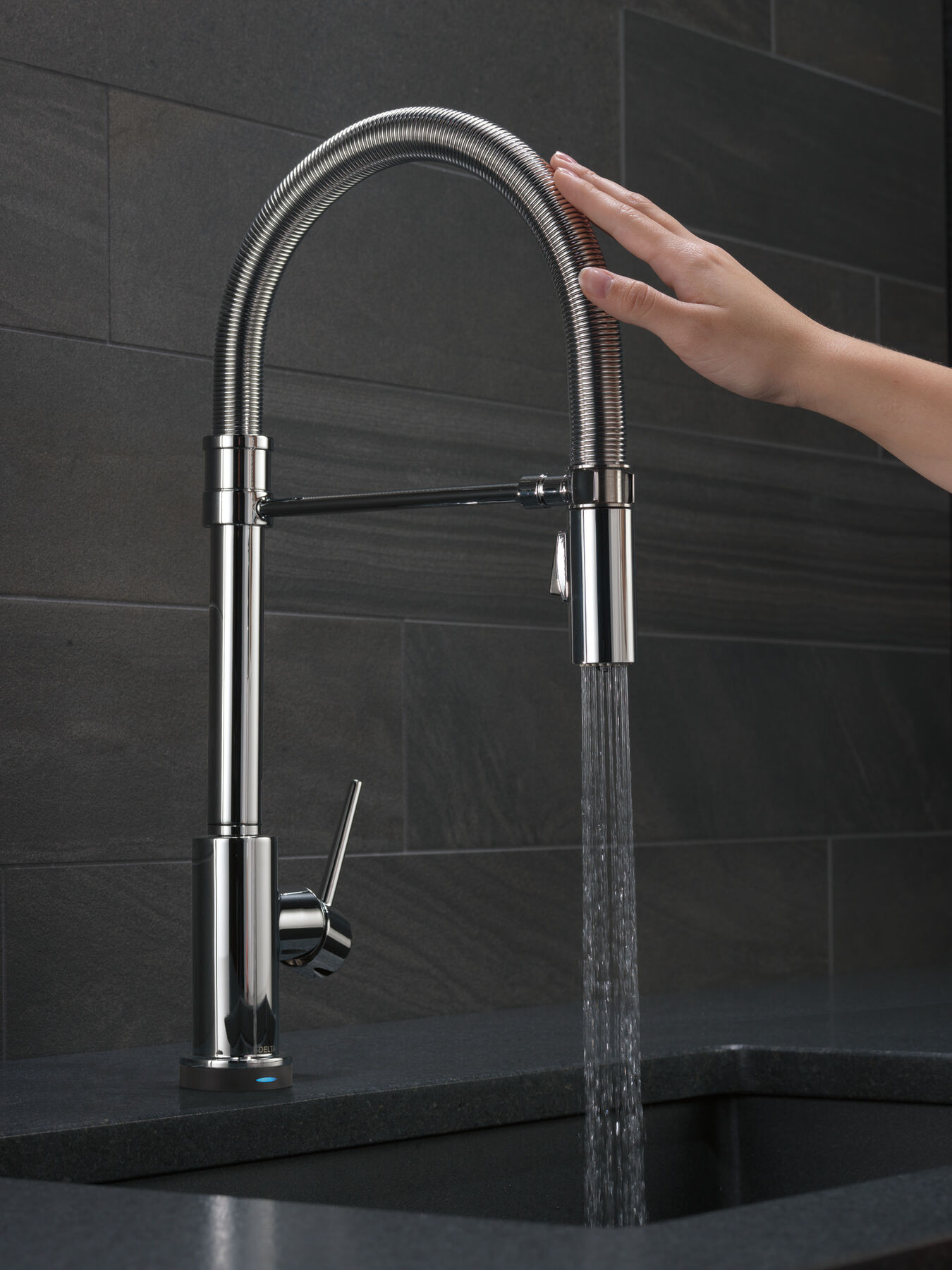 Single-Handle Pull-Down Spring Kitchen Faucet with Touch<sub>2</sub>O&reg; Technology